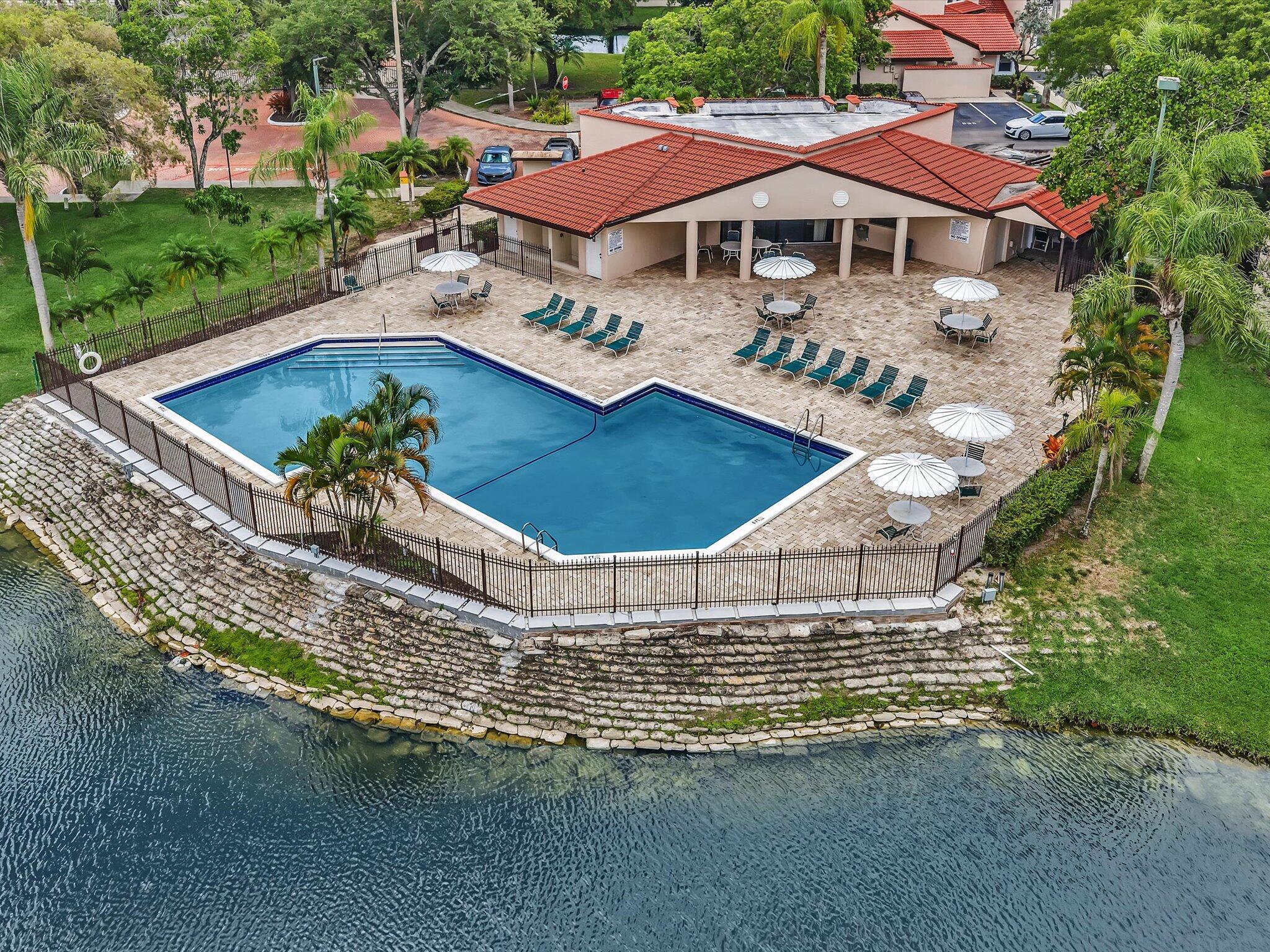Lakeview Courts - Residential
