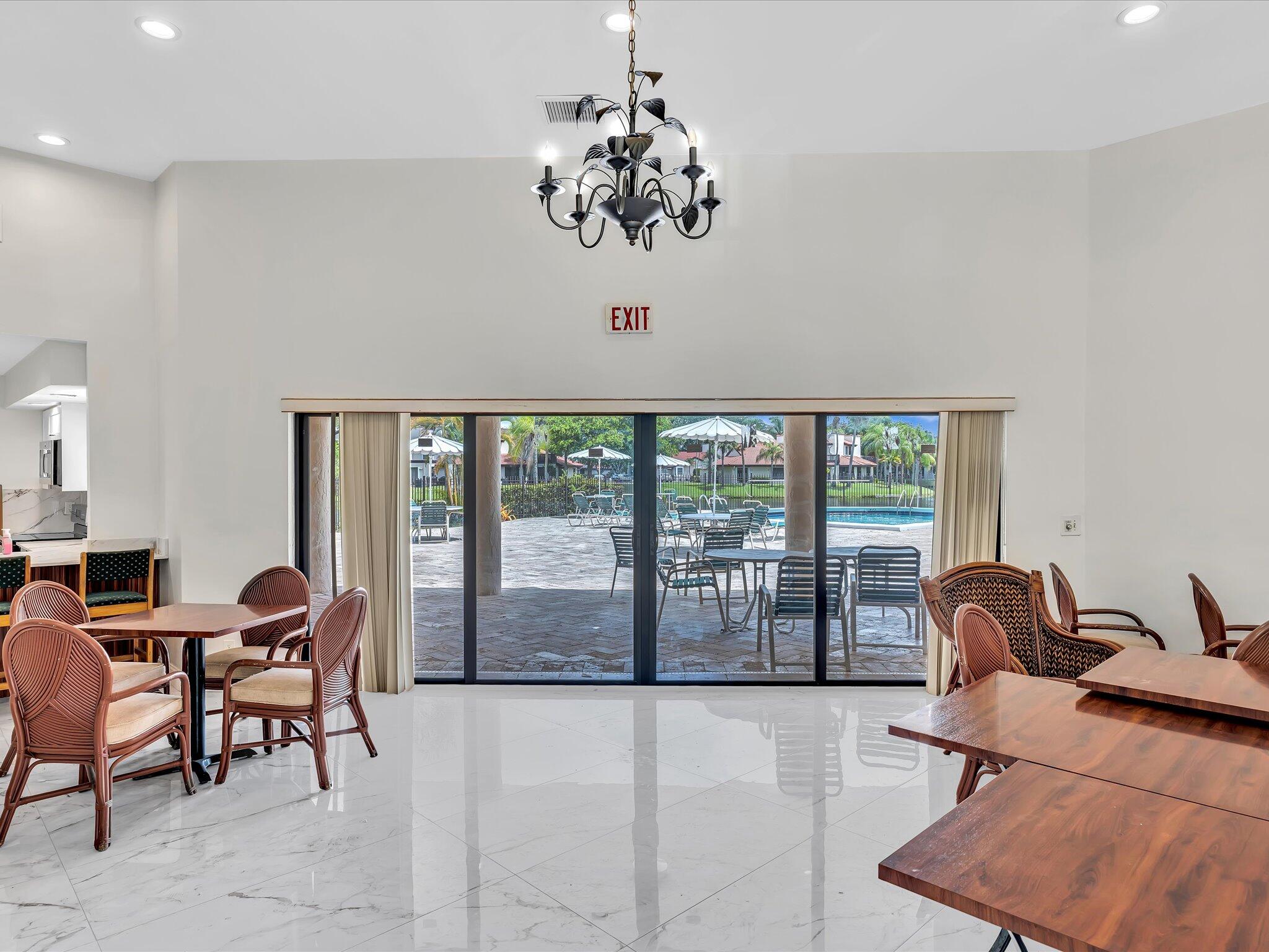 Lakeview Courts - Residential