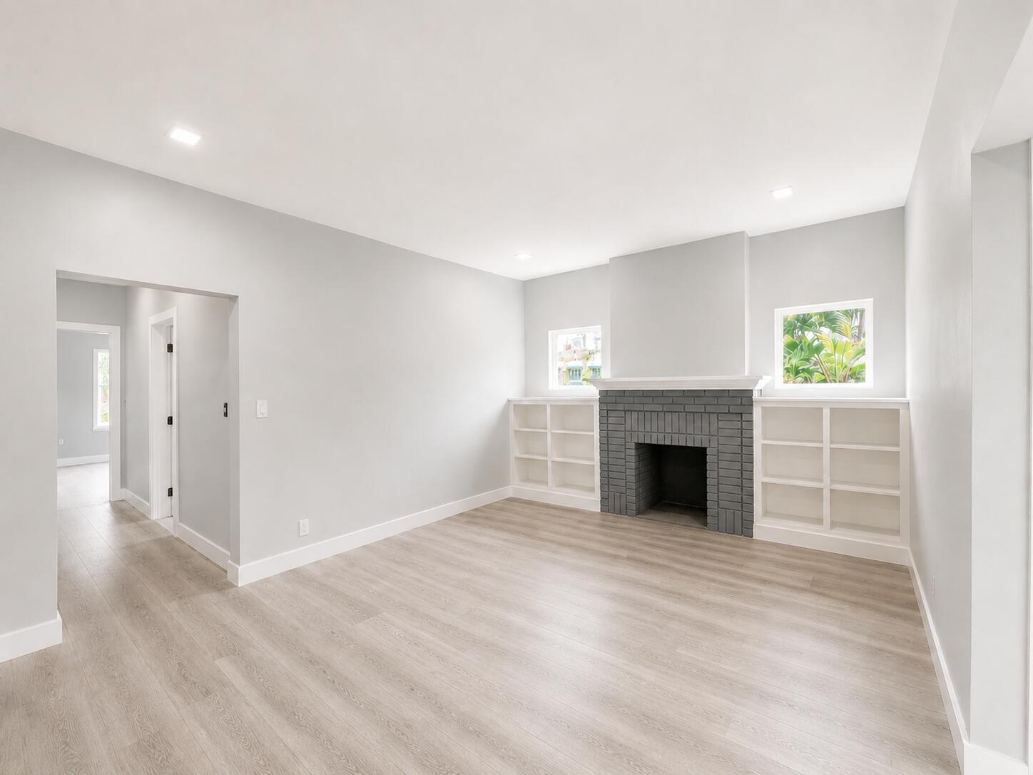HOLLYWOOD - Residential Lease