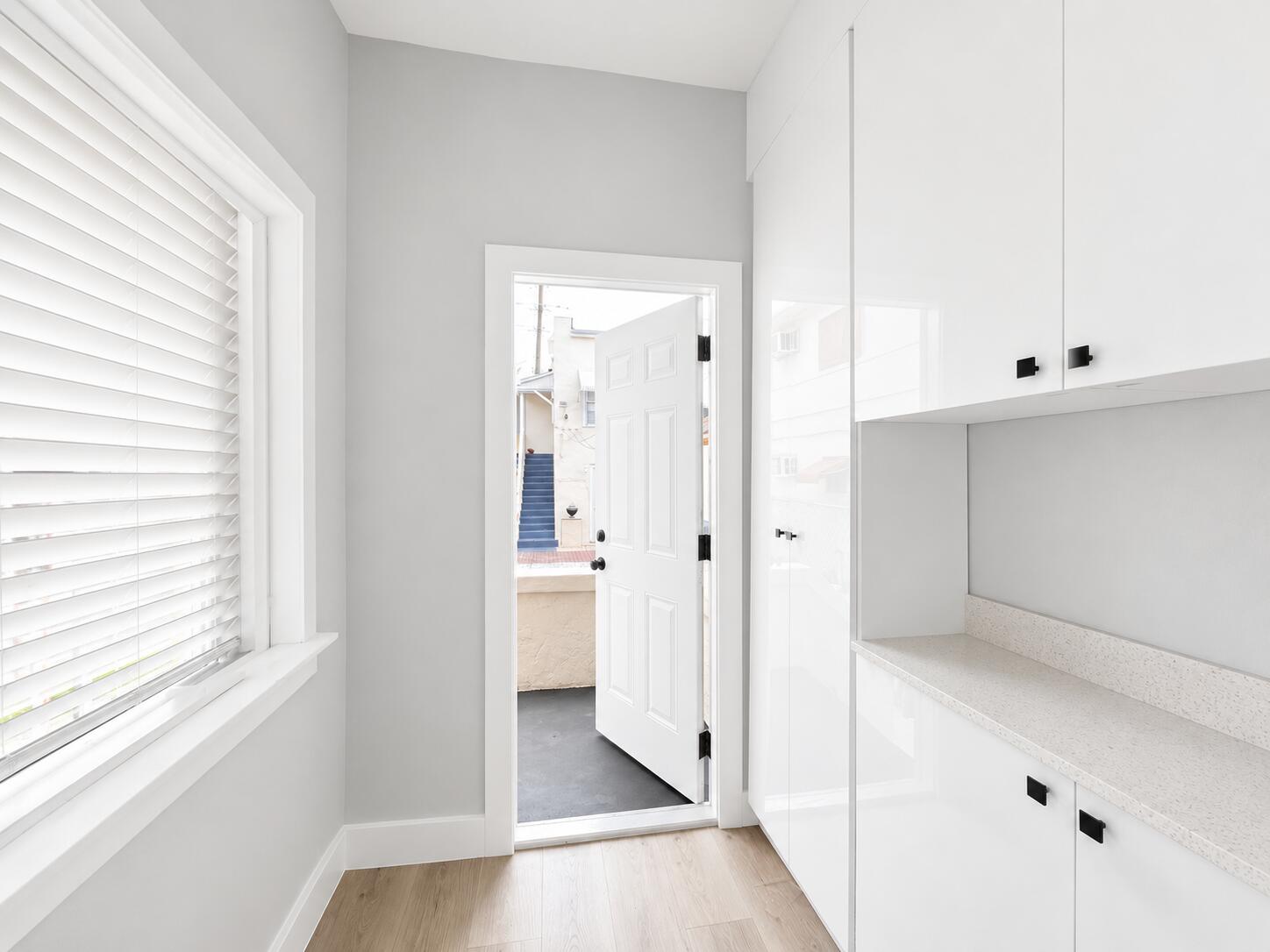 HOLLYWOOD - Residential Lease