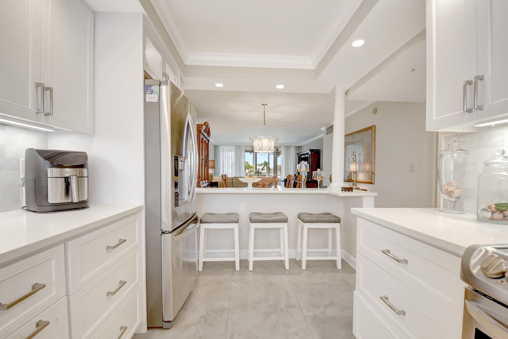 SEAGATE OF HIGHLAND CONDO - Residential