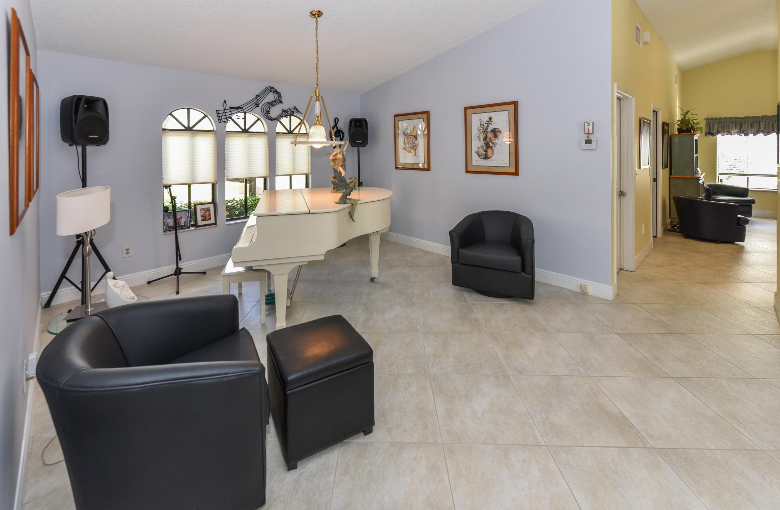 RAINBERRY ESTATES - Residential