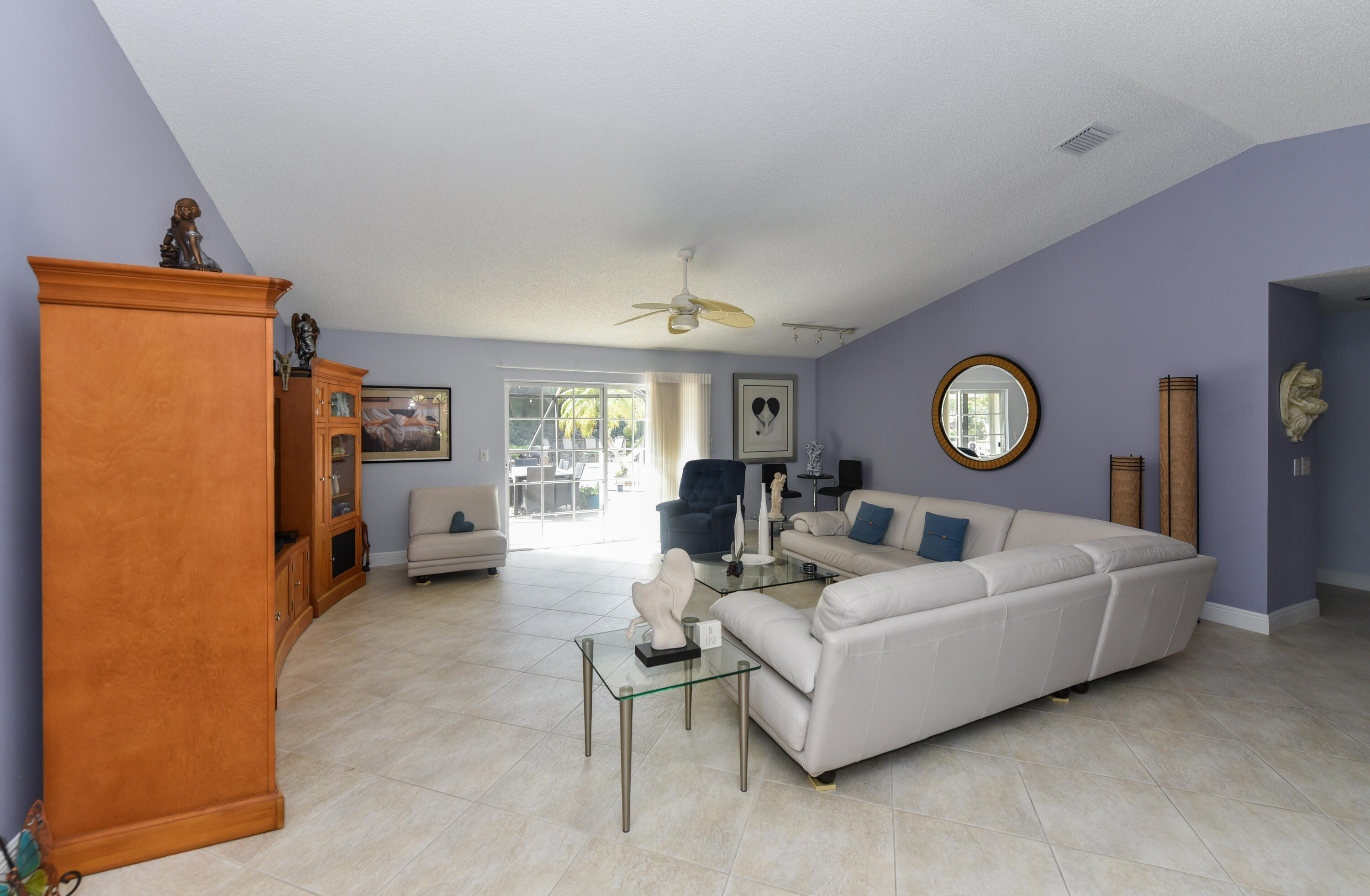 RAINBERRY ESTATES - Residential
