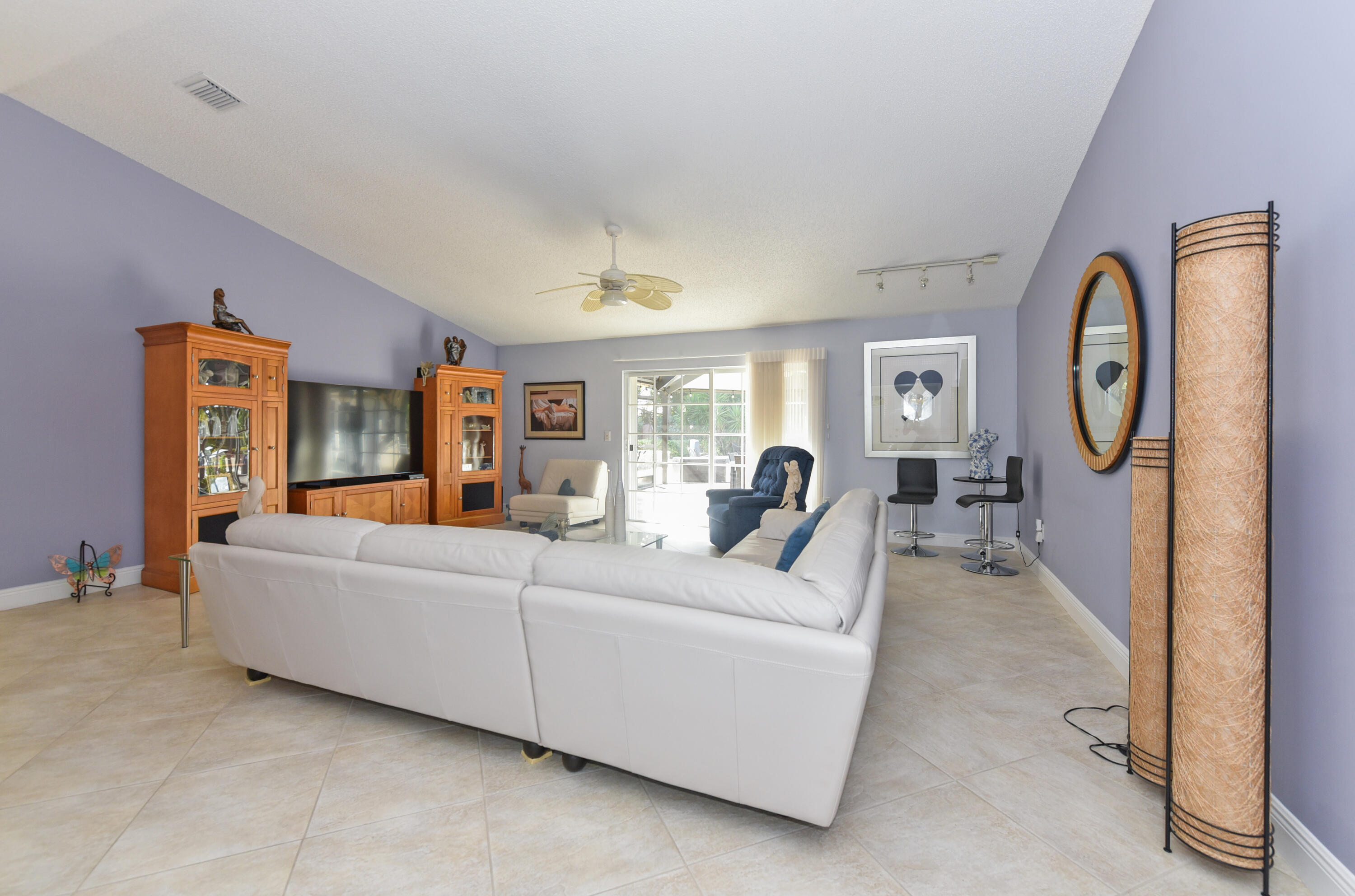 RAINBERRY ESTATES - Residential