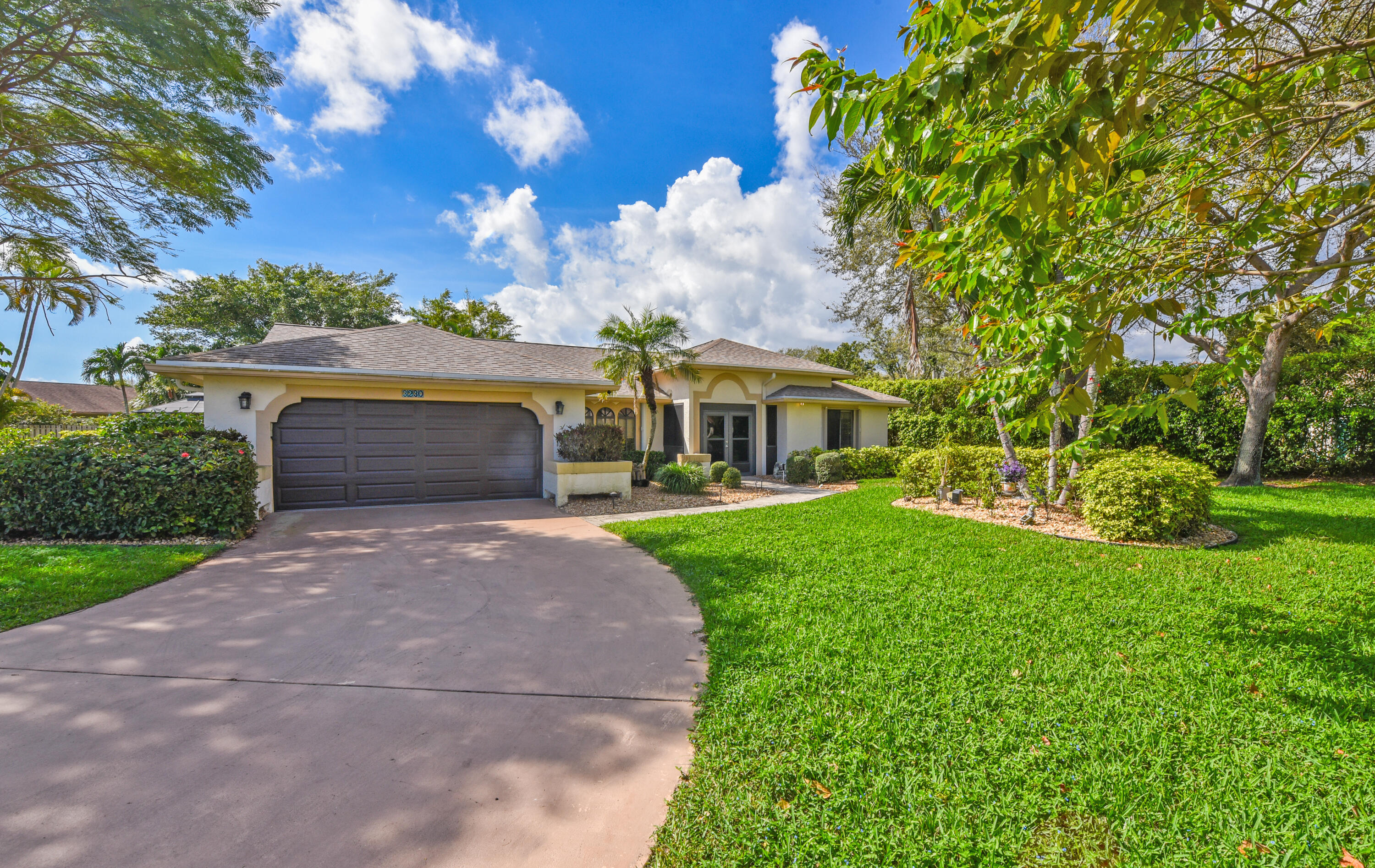 RAINBERRY ESTATES - Residential