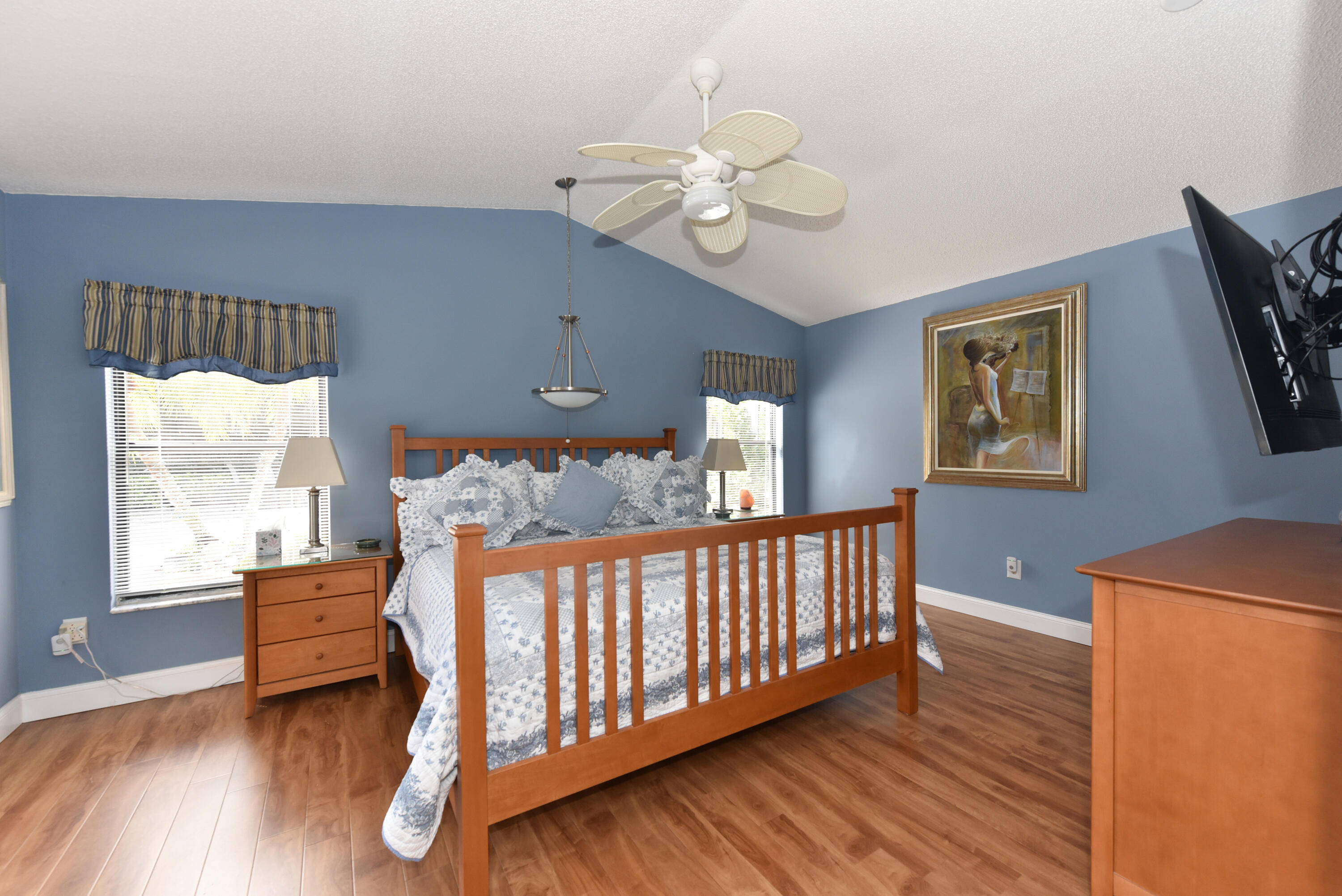 RAINBERRY ESTATES - Residential