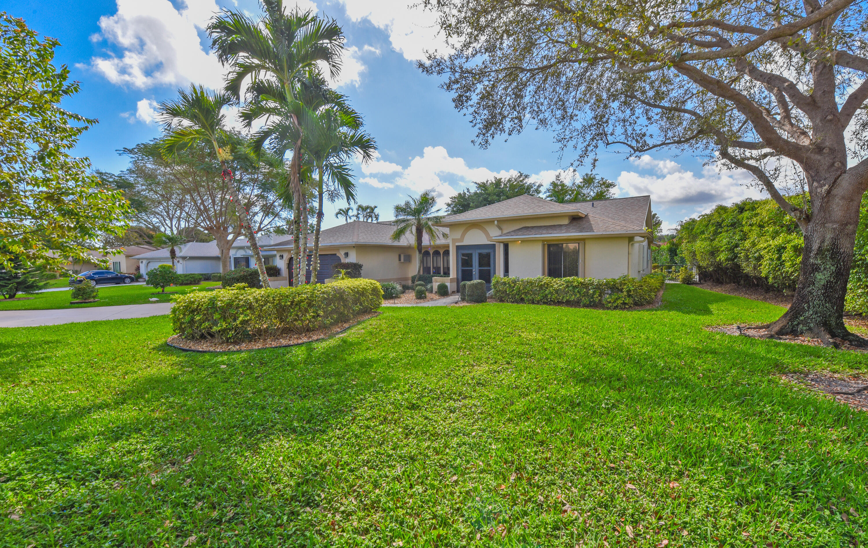 RAINBERRY ESTATES - Residential