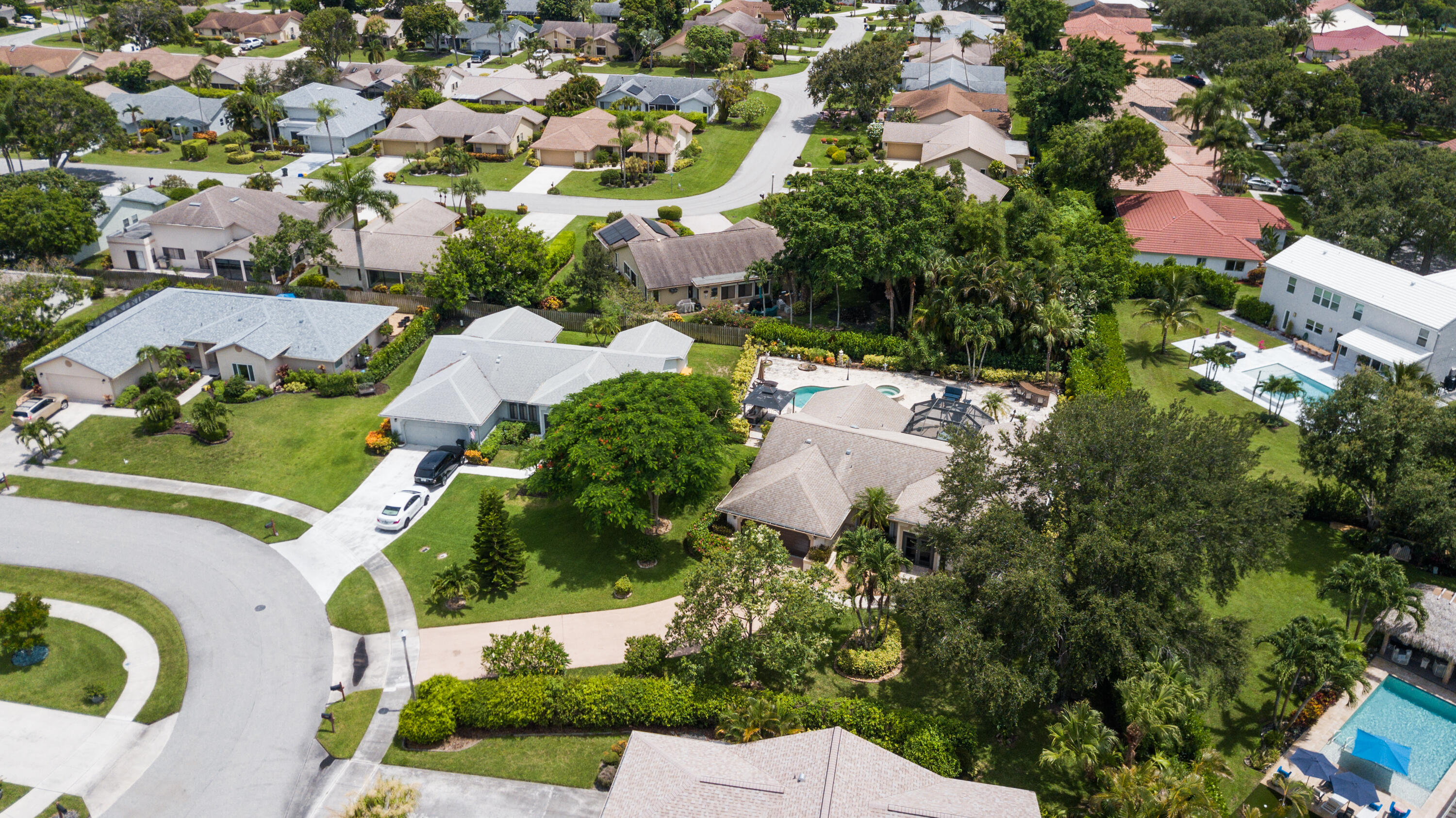 RAINBERRY ESTATES - Residential