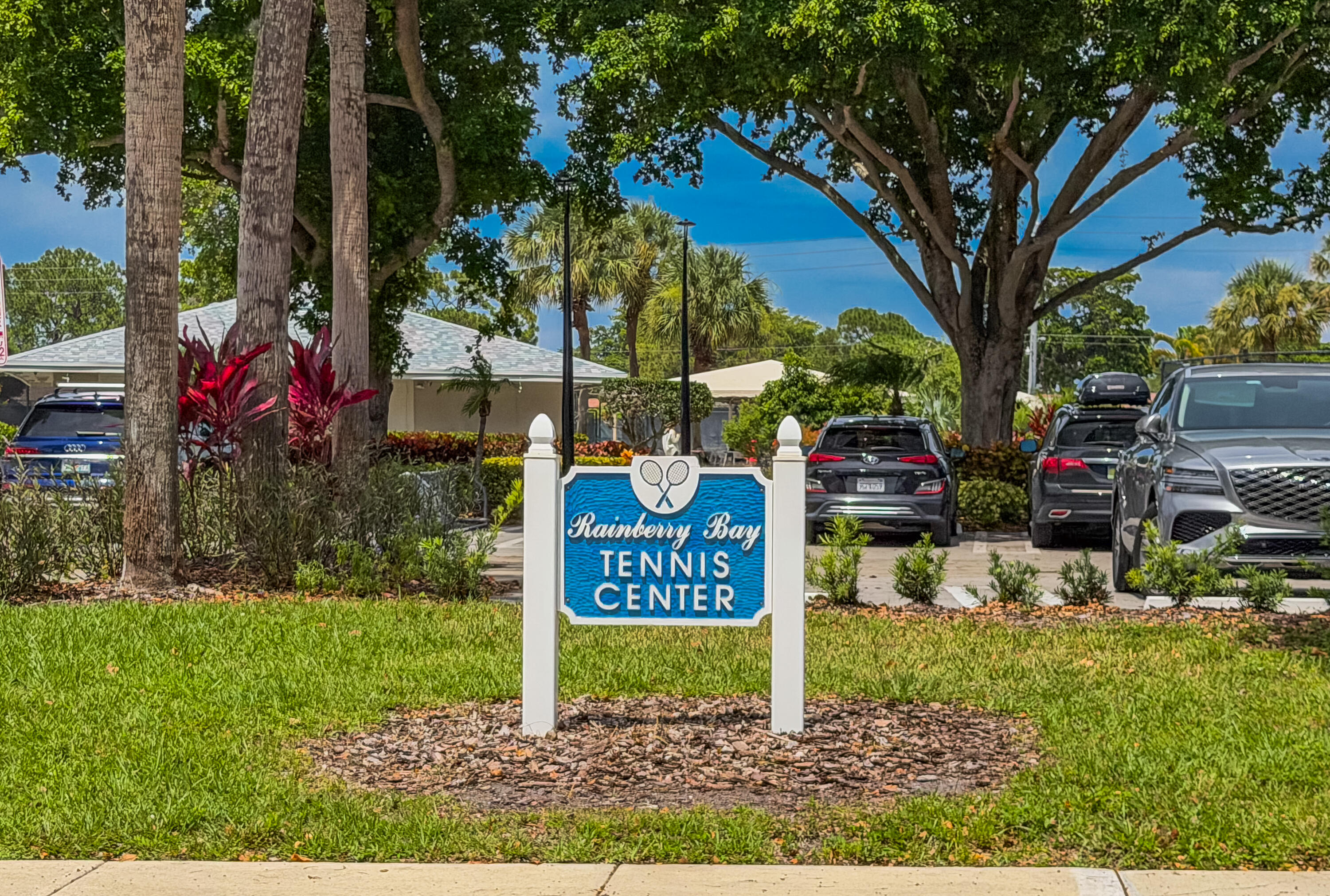 RAINBERRY ESTATES - Residential