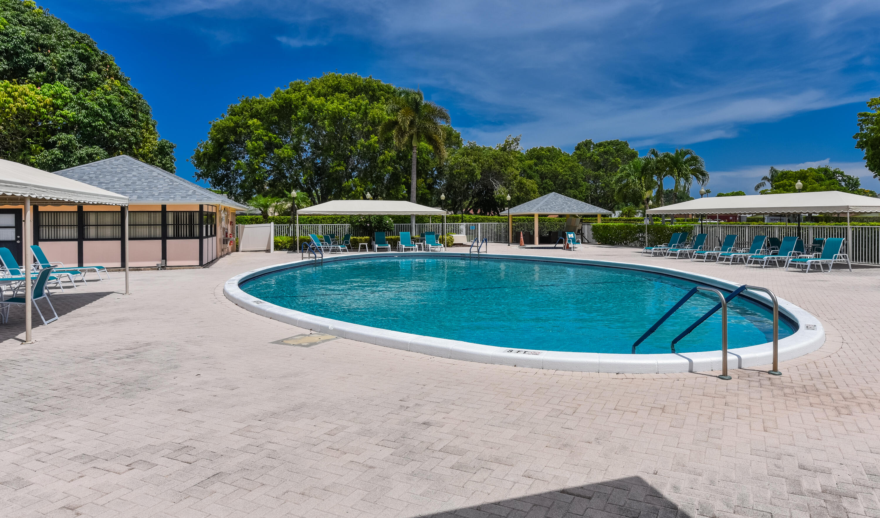 RAINBERRY ESTATES - Residential