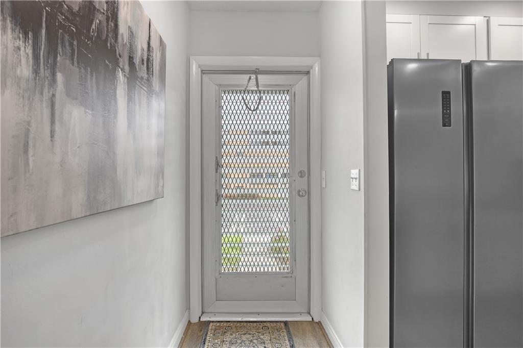 VILLAGE ROYALE CONDO 3 - Residential