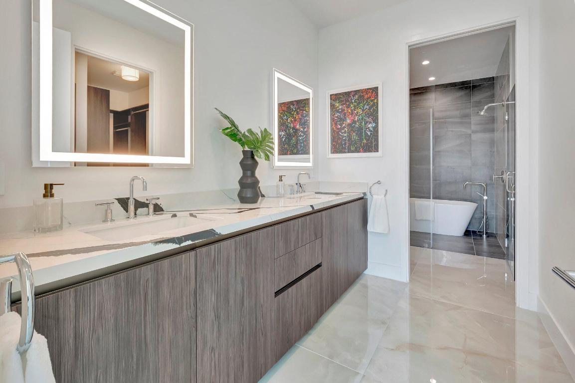 Royal Palm Residences - Residential
