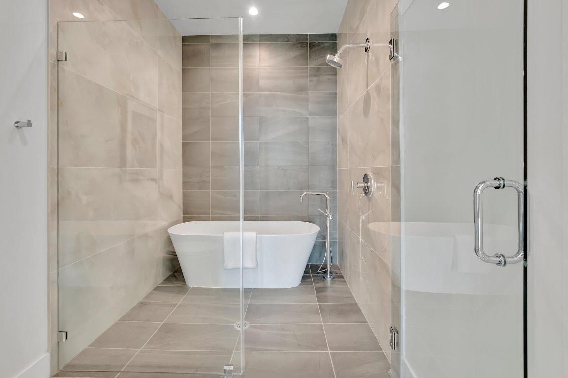 Royal Palm Residences - Residential