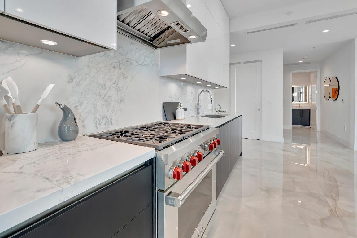 Royal Palm Residences - Residential