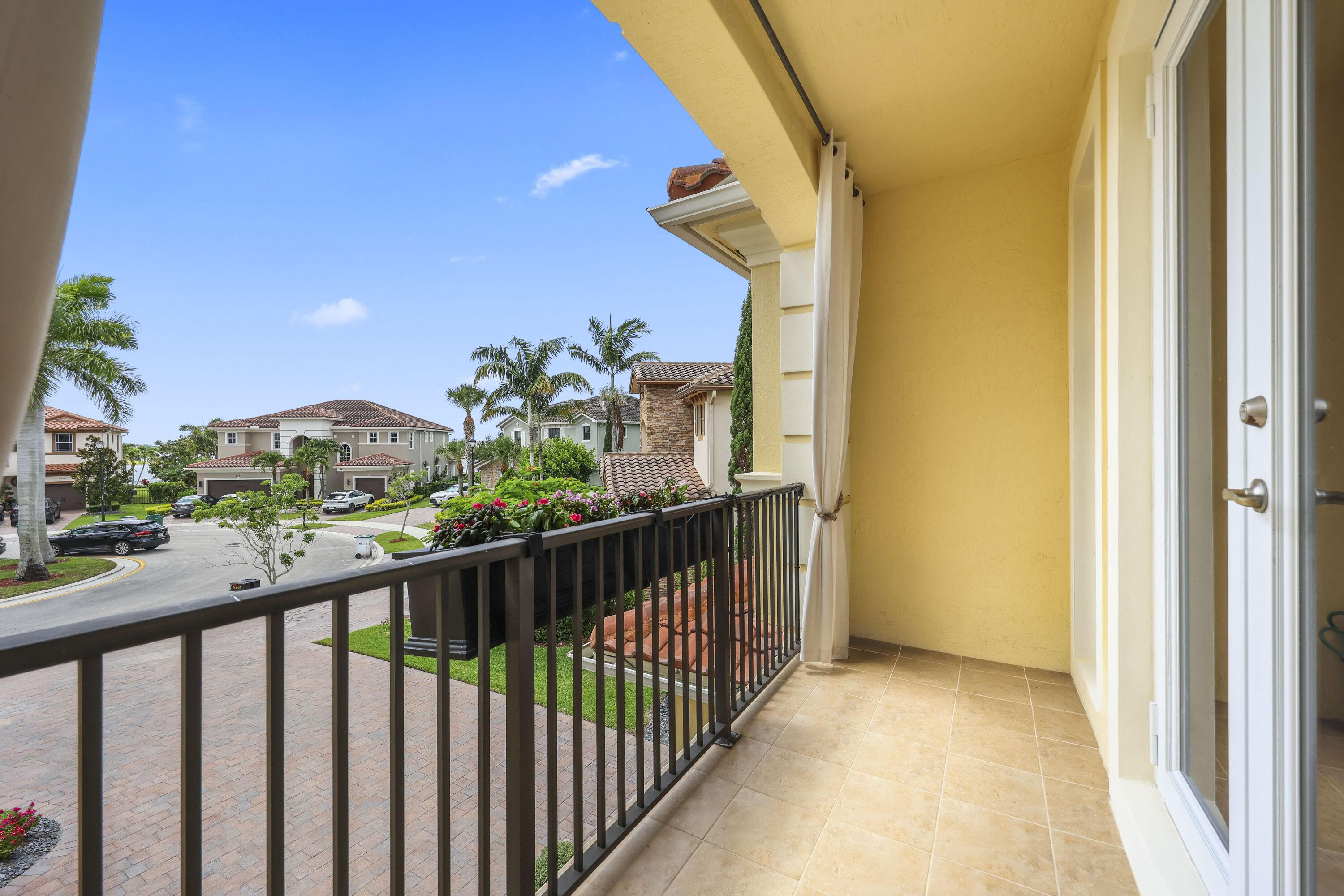 DEBUYS PLAT - Residential