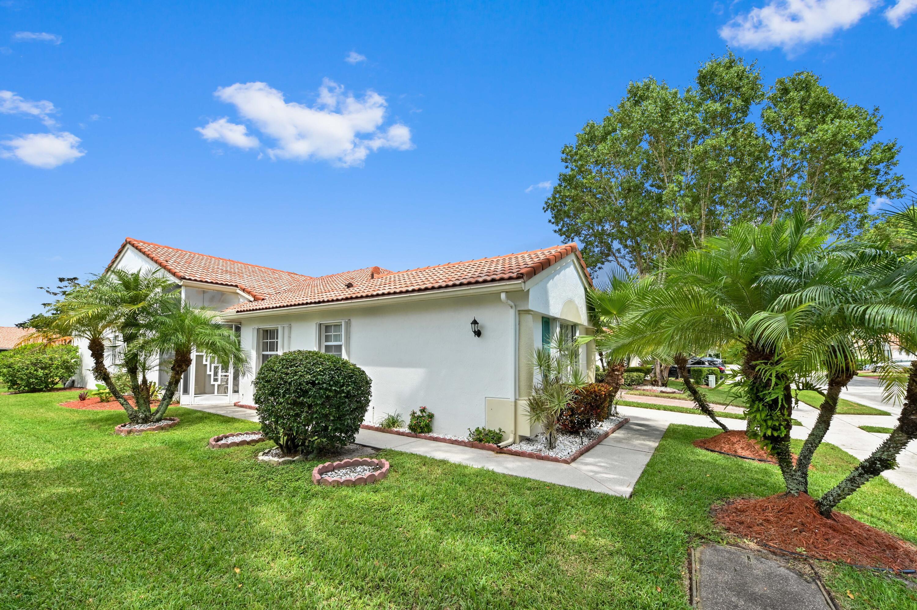 FLORAL LAKES 1 - Residential Lease