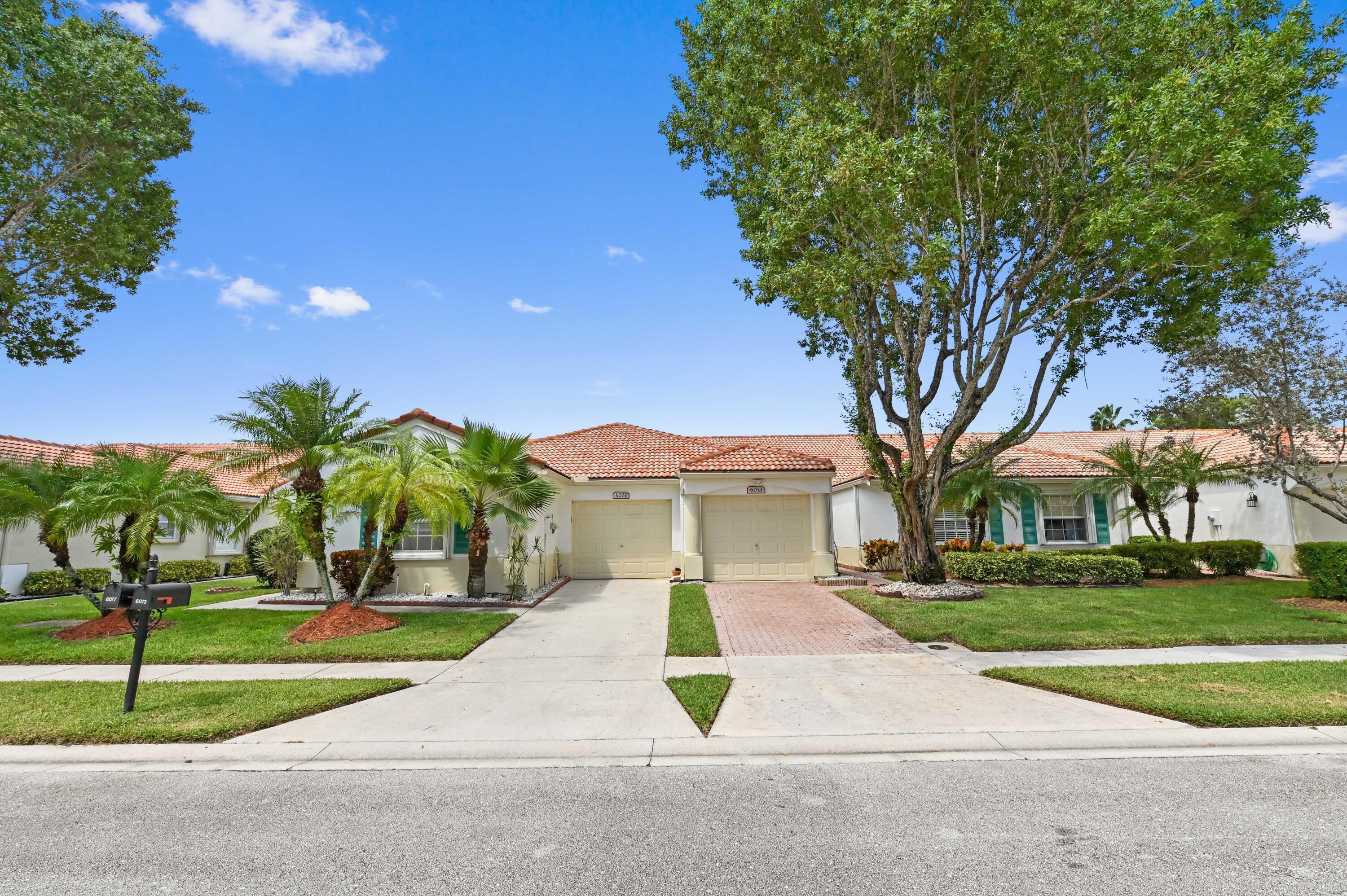 FLORAL LAKES 1 - Residential Lease