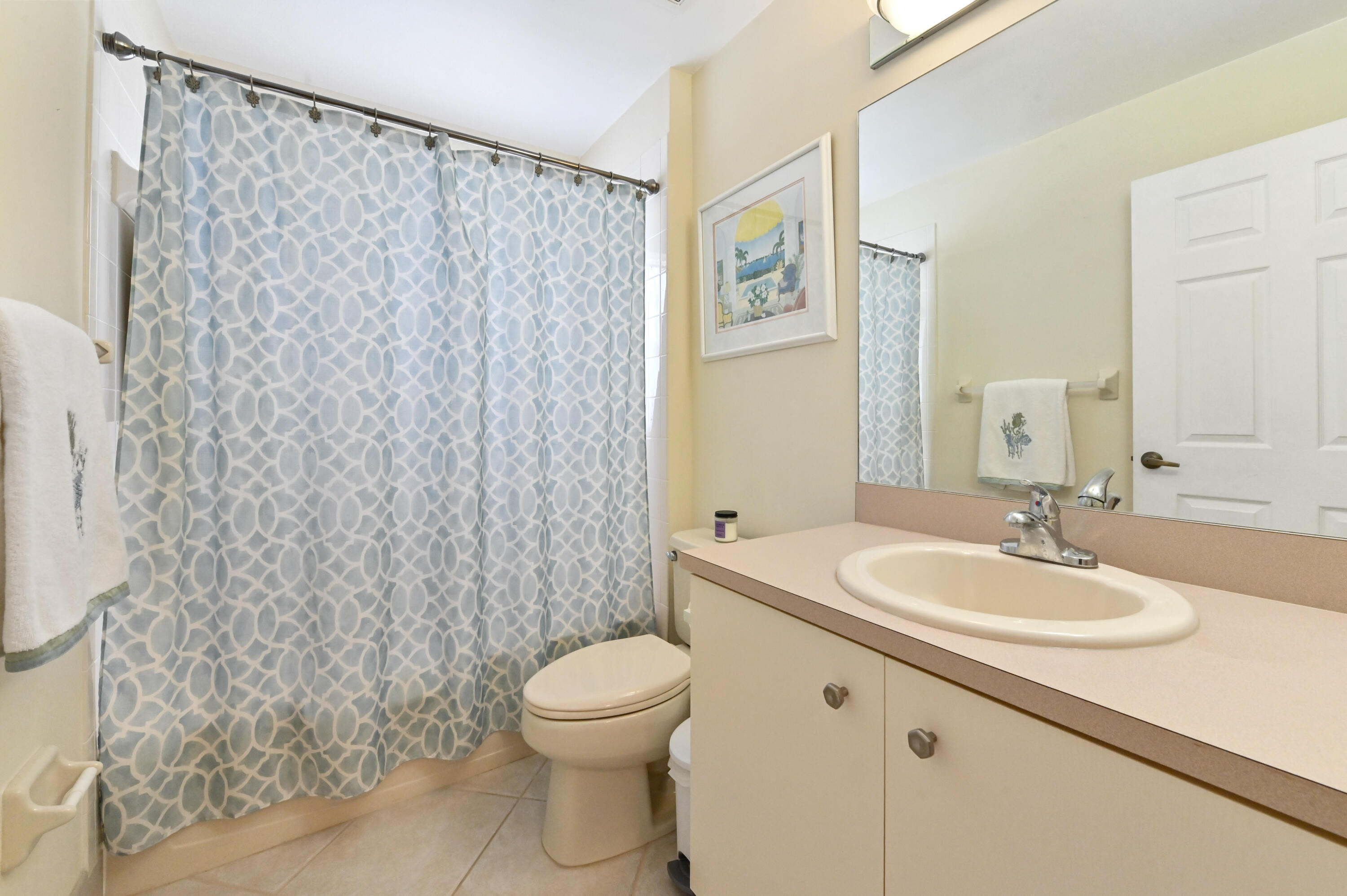 FLORAL LAKES 1 - Residential Lease