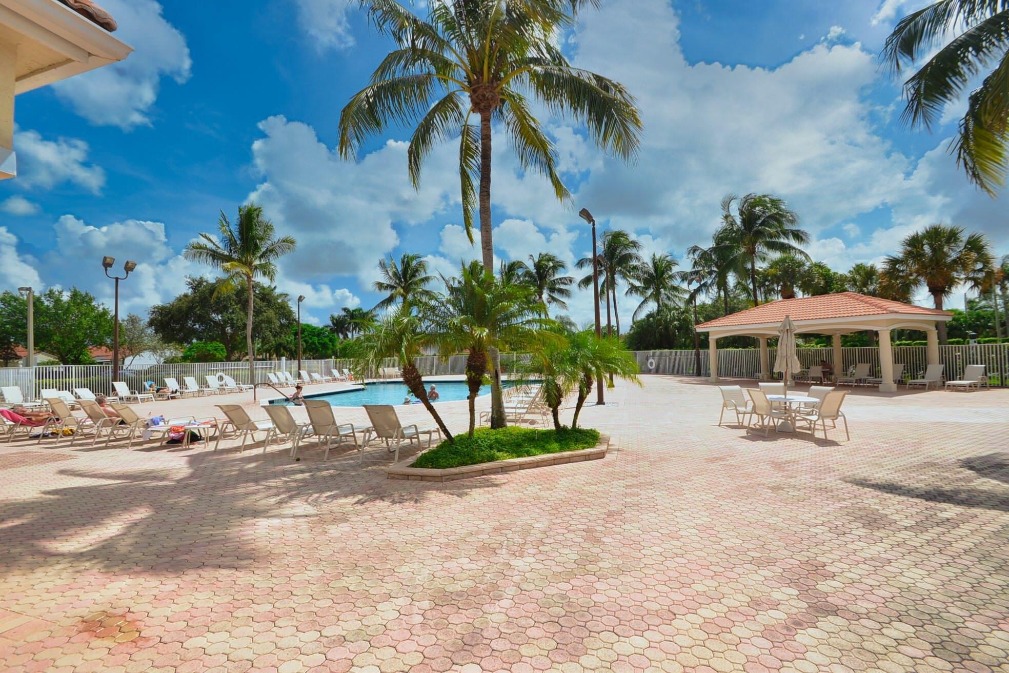 FLORAL LAKES 1 - Residential Lease