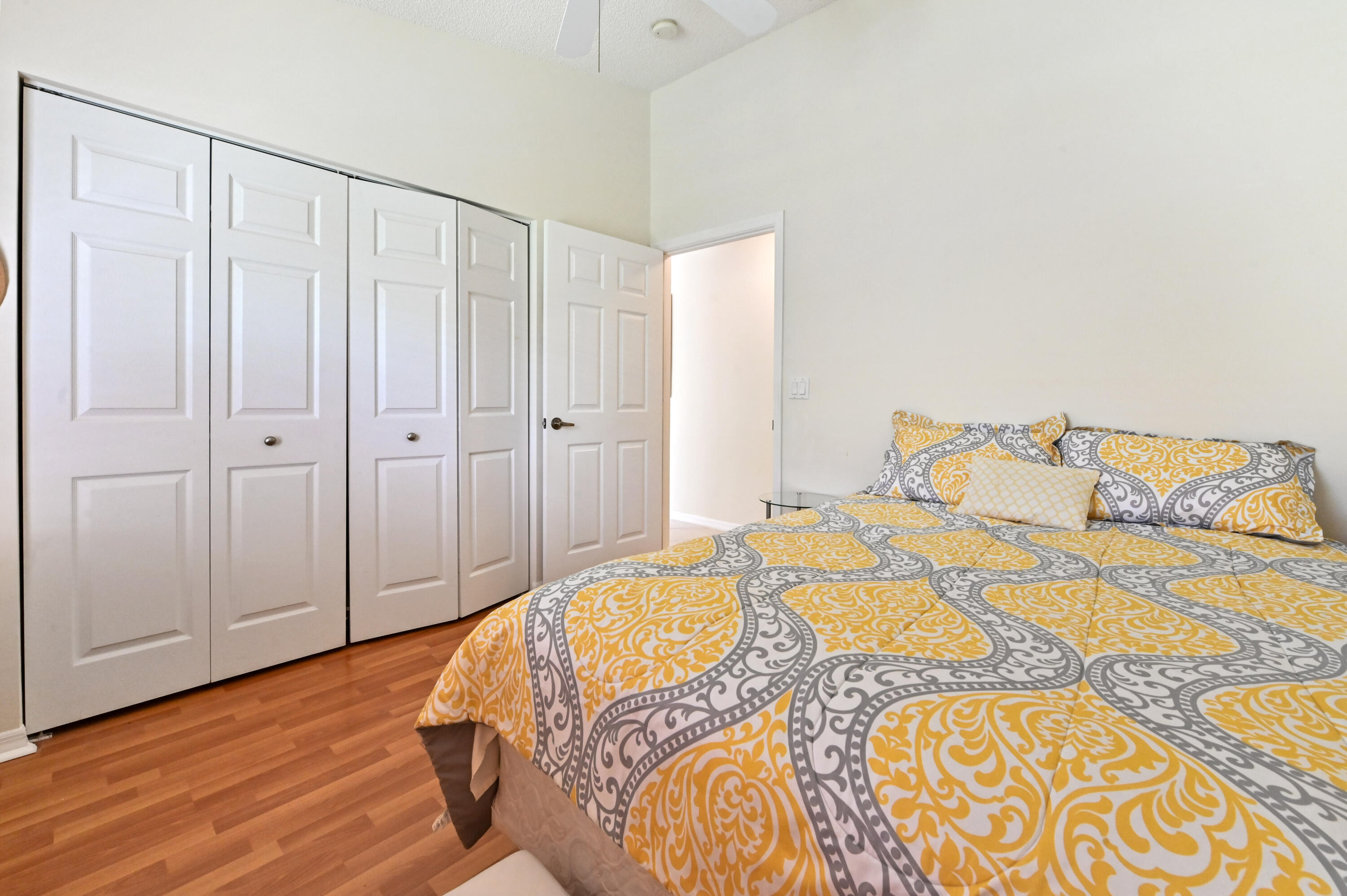 FLORAL LAKES 1 - Residential Lease