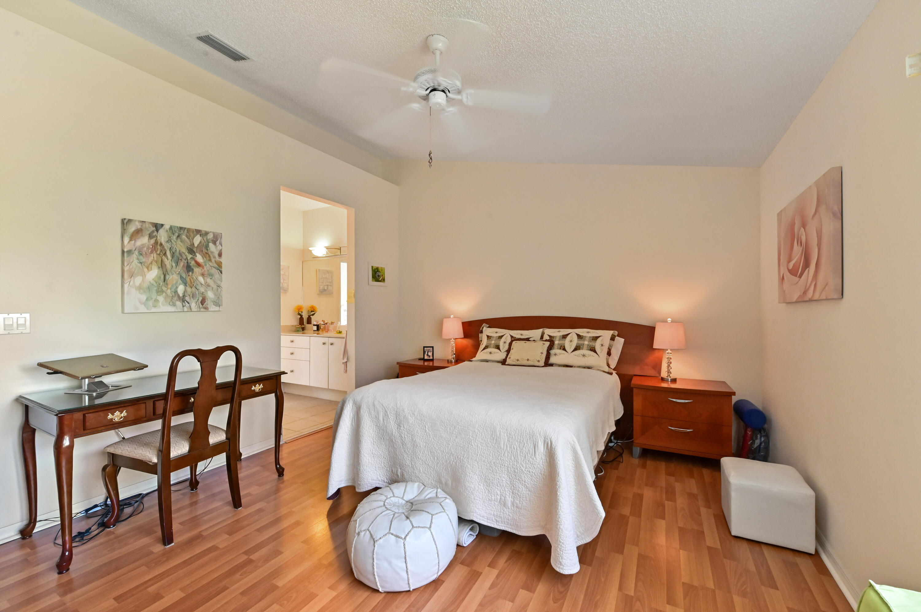 FLORAL LAKES 1 - Residential Lease