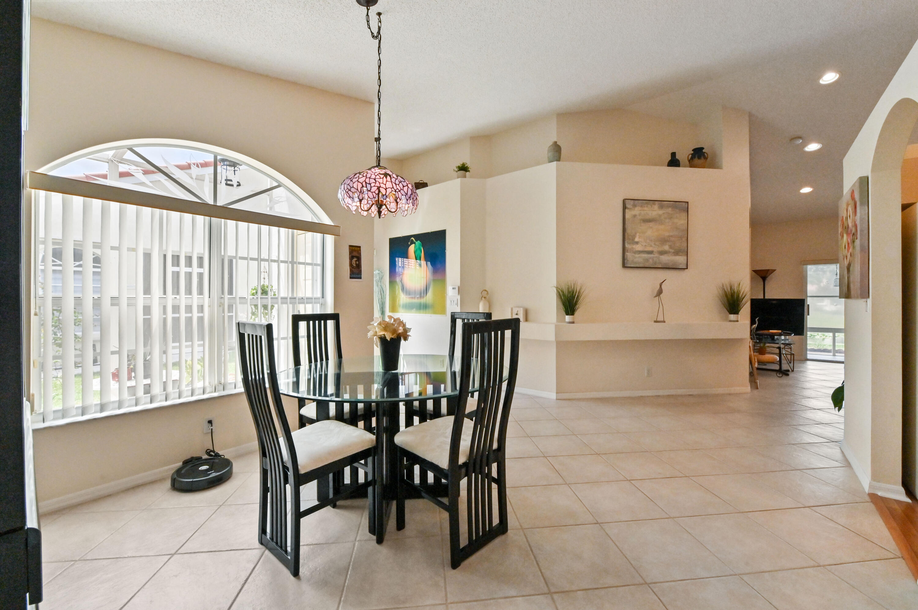 FLORAL LAKES 1 - Residential Lease