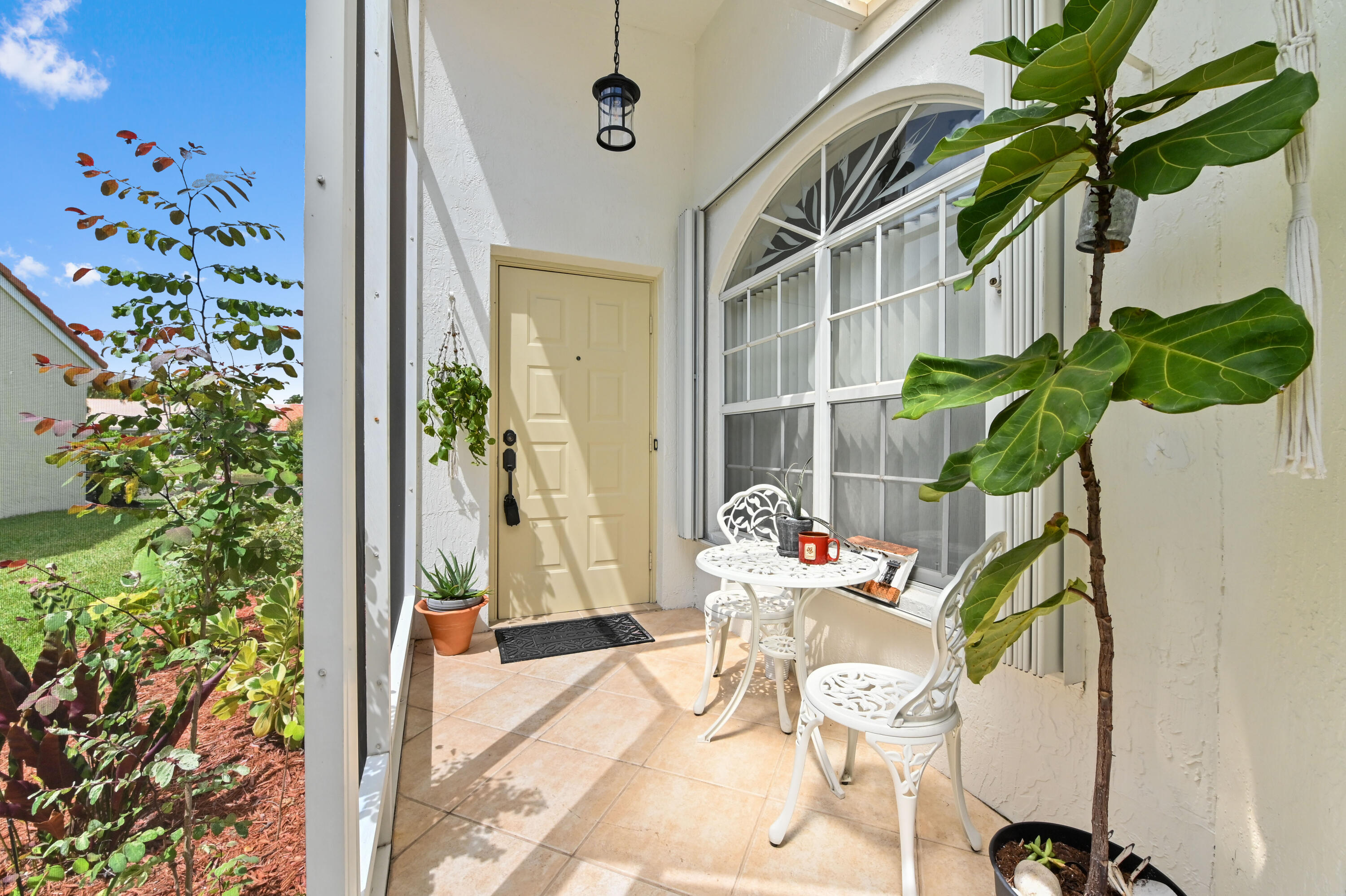 FLORAL LAKES 1 - Residential Lease