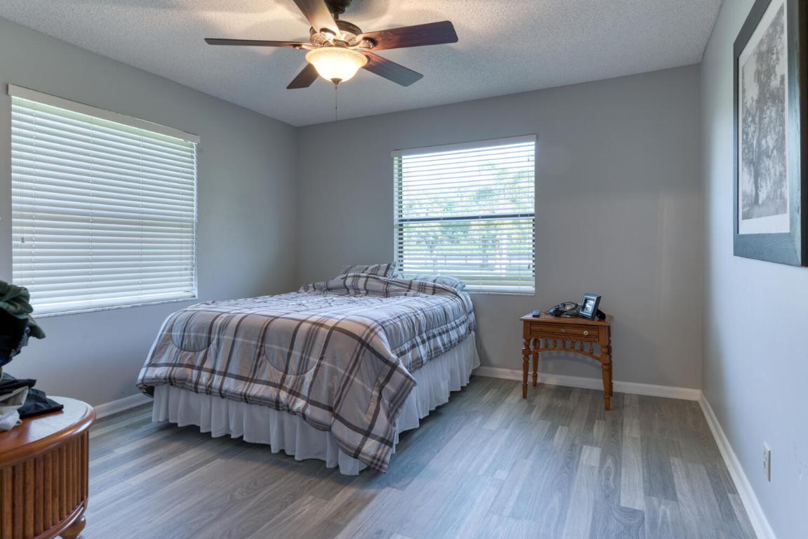 LOXAHATCHEE GROVES - Residential