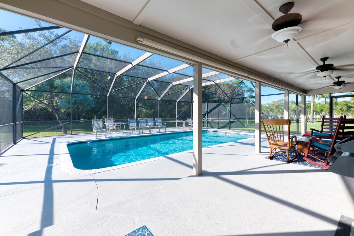 LOXAHATCHEE GROVES - Residential