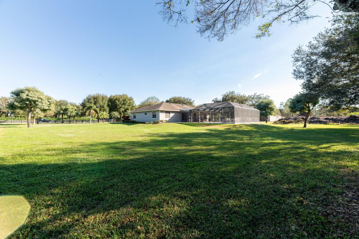 LOXAHATCHEE GROVES - Residential