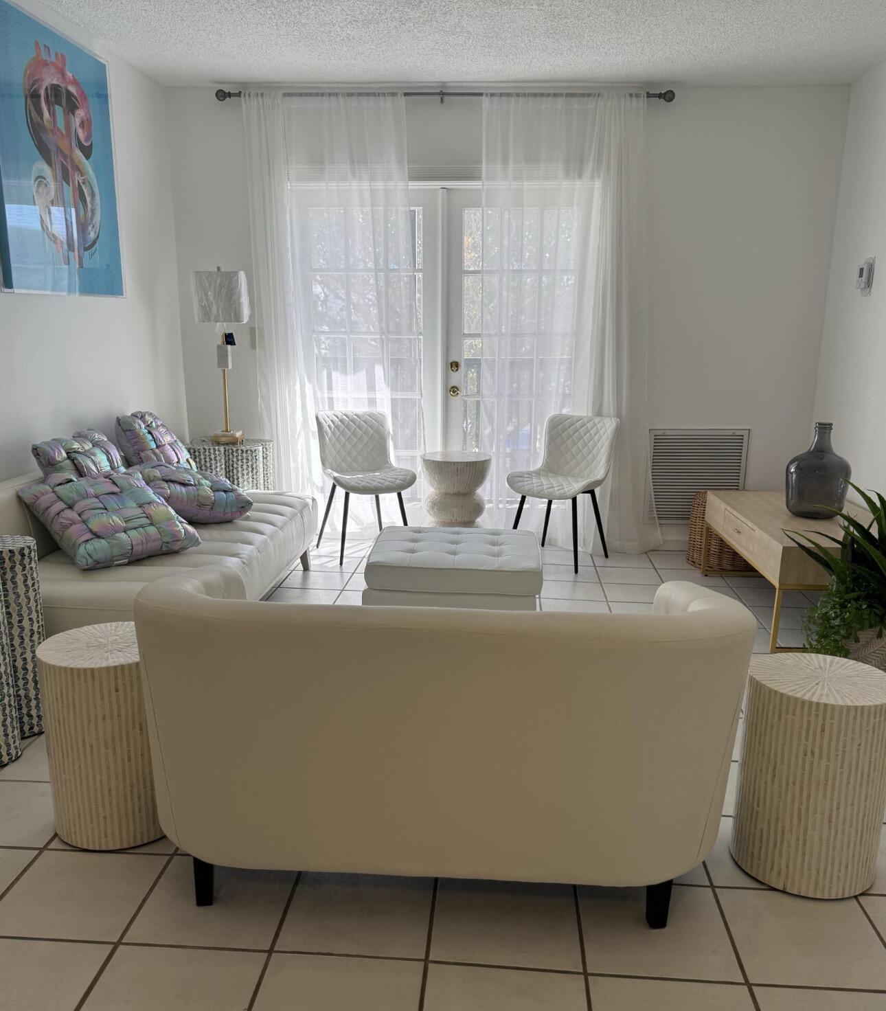 VIKING ARMS CONDO - Residential Lease
