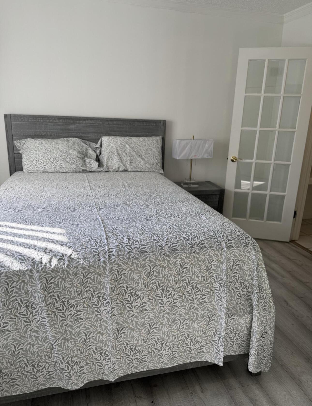 VIKING ARMS CONDO - Residential Lease