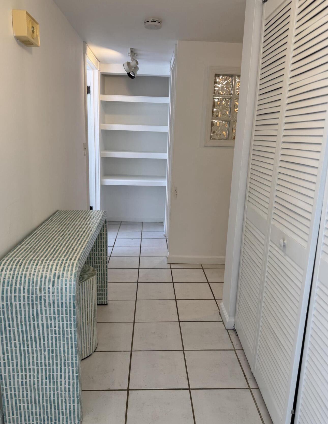VIKING ARMS CONDO - Residential Lease