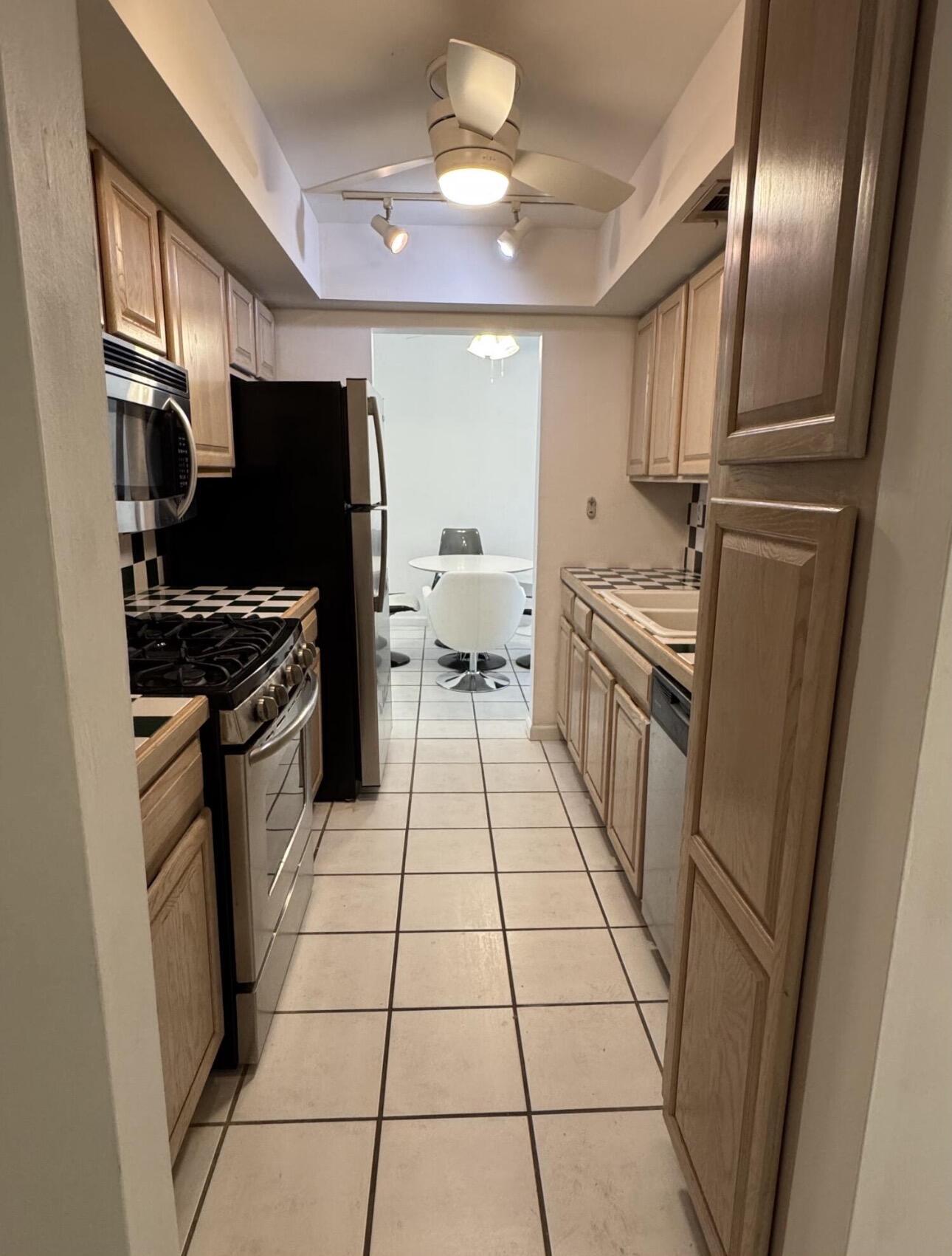 VIKING ARMS CONDO - Residential Lease