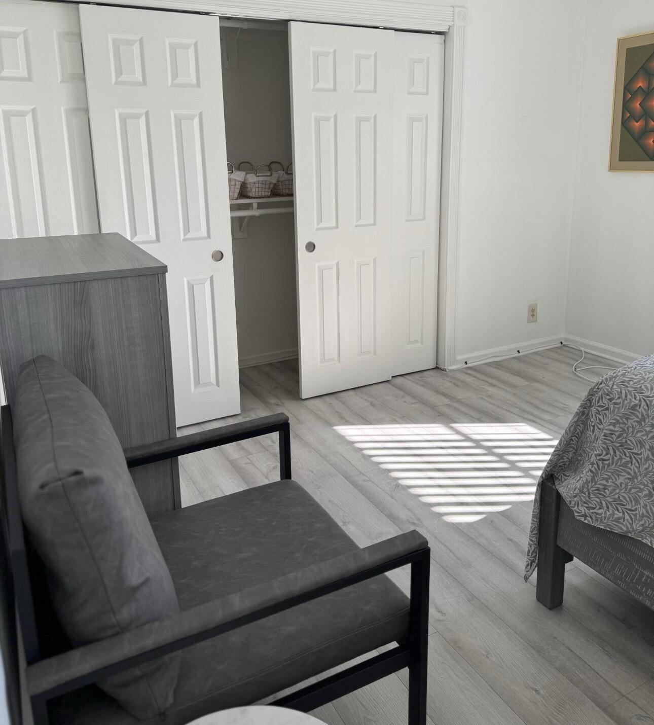 VIKING ARMS CONDO - Residential Lease