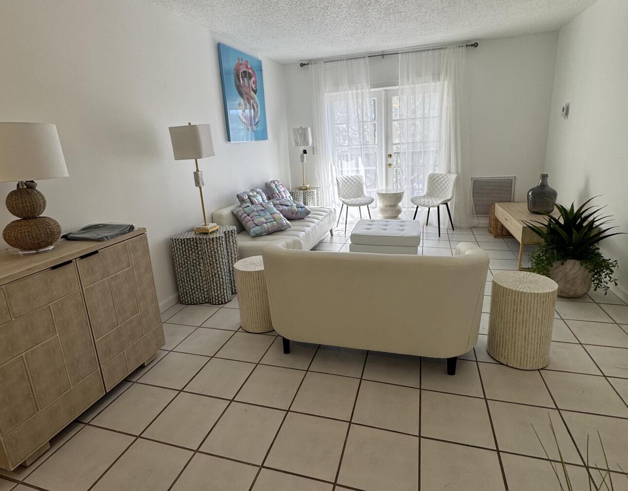 VIKING ARMS CONDO - Residential Lease