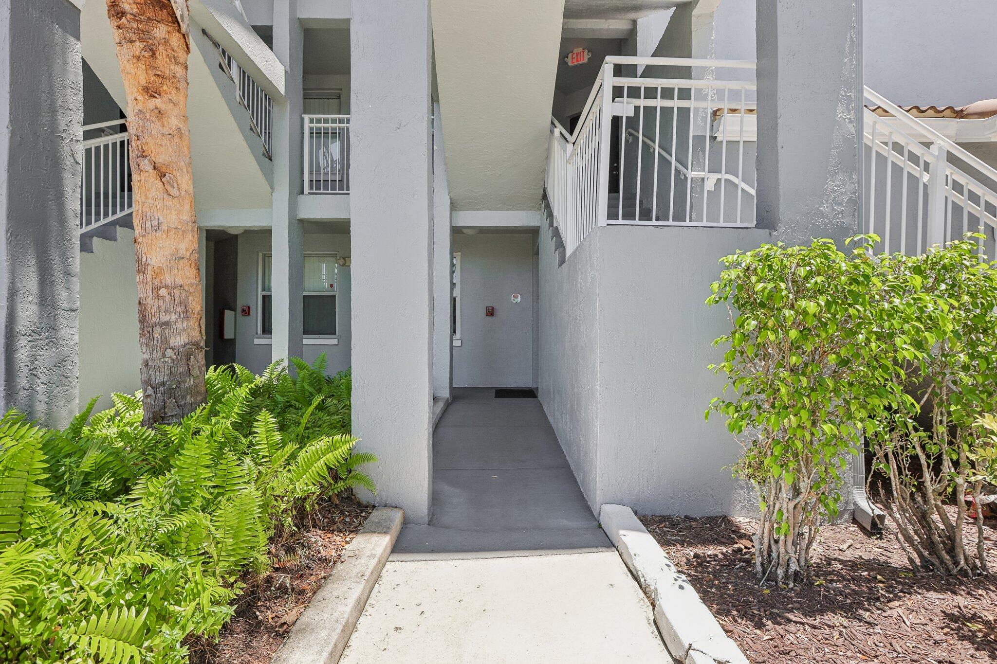 LA VIA CONDO - Residential