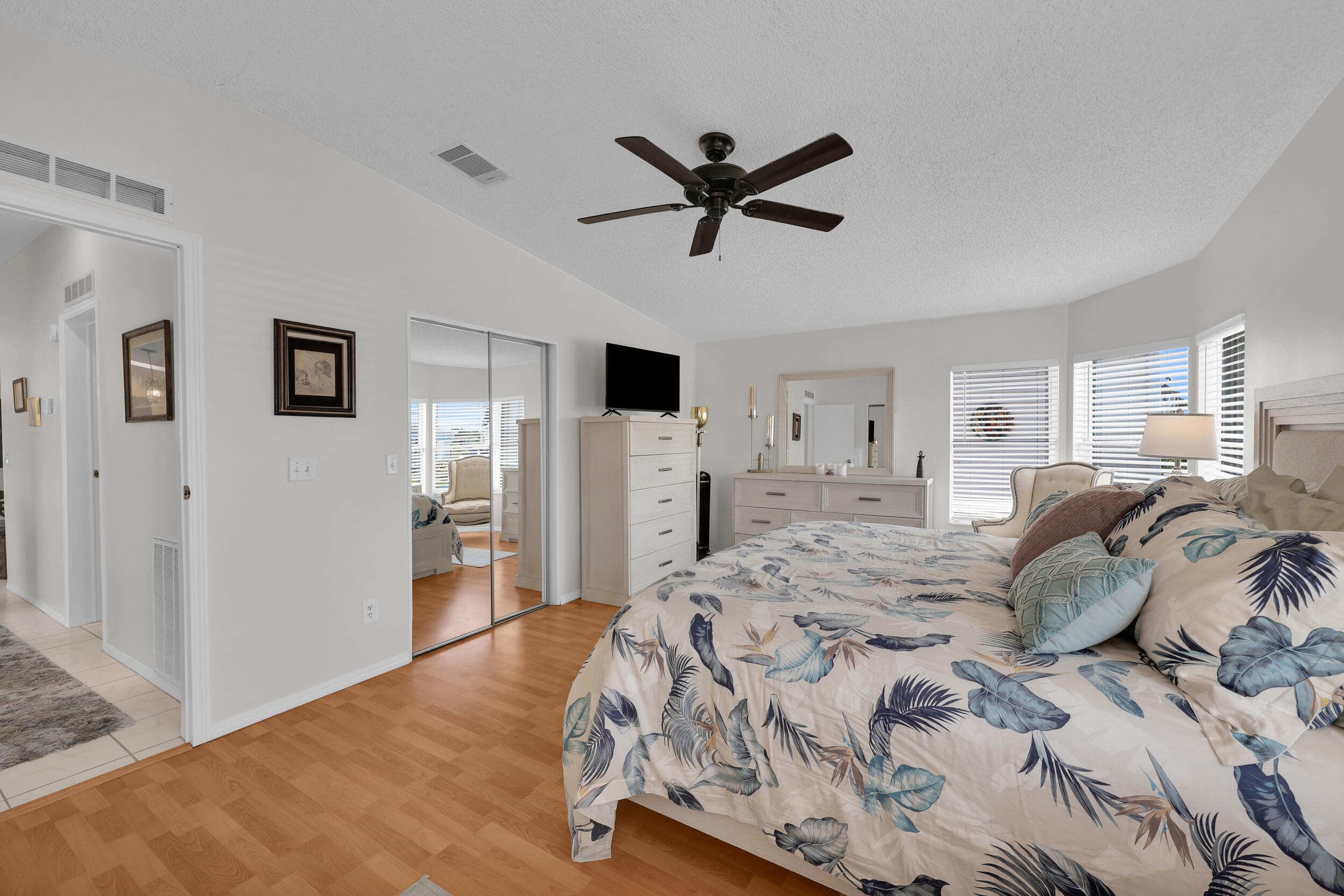 SAVANNA CLUB PLAT III - Residential Lease