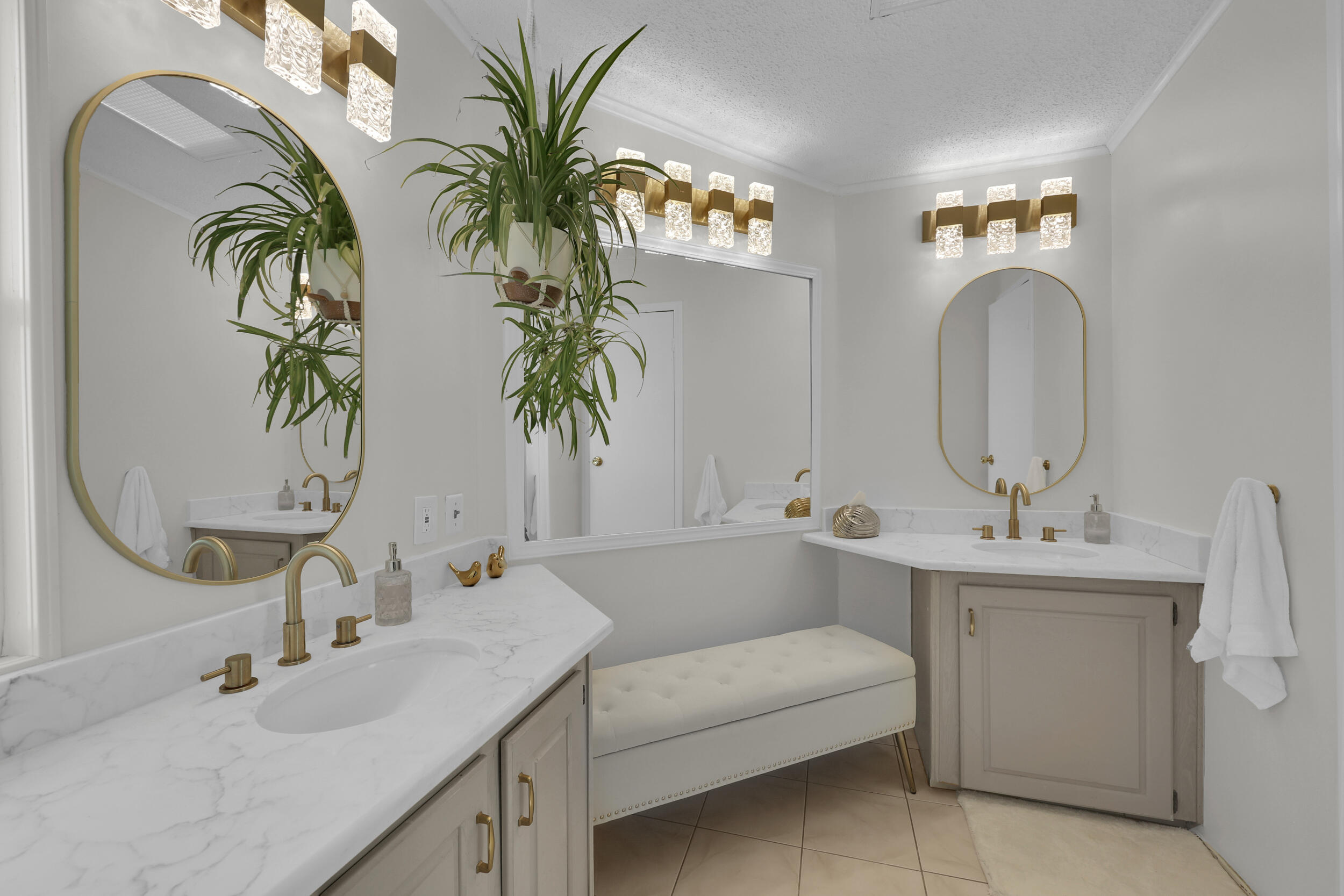 SAVANNA CLUB PLAT III - Residential Lease