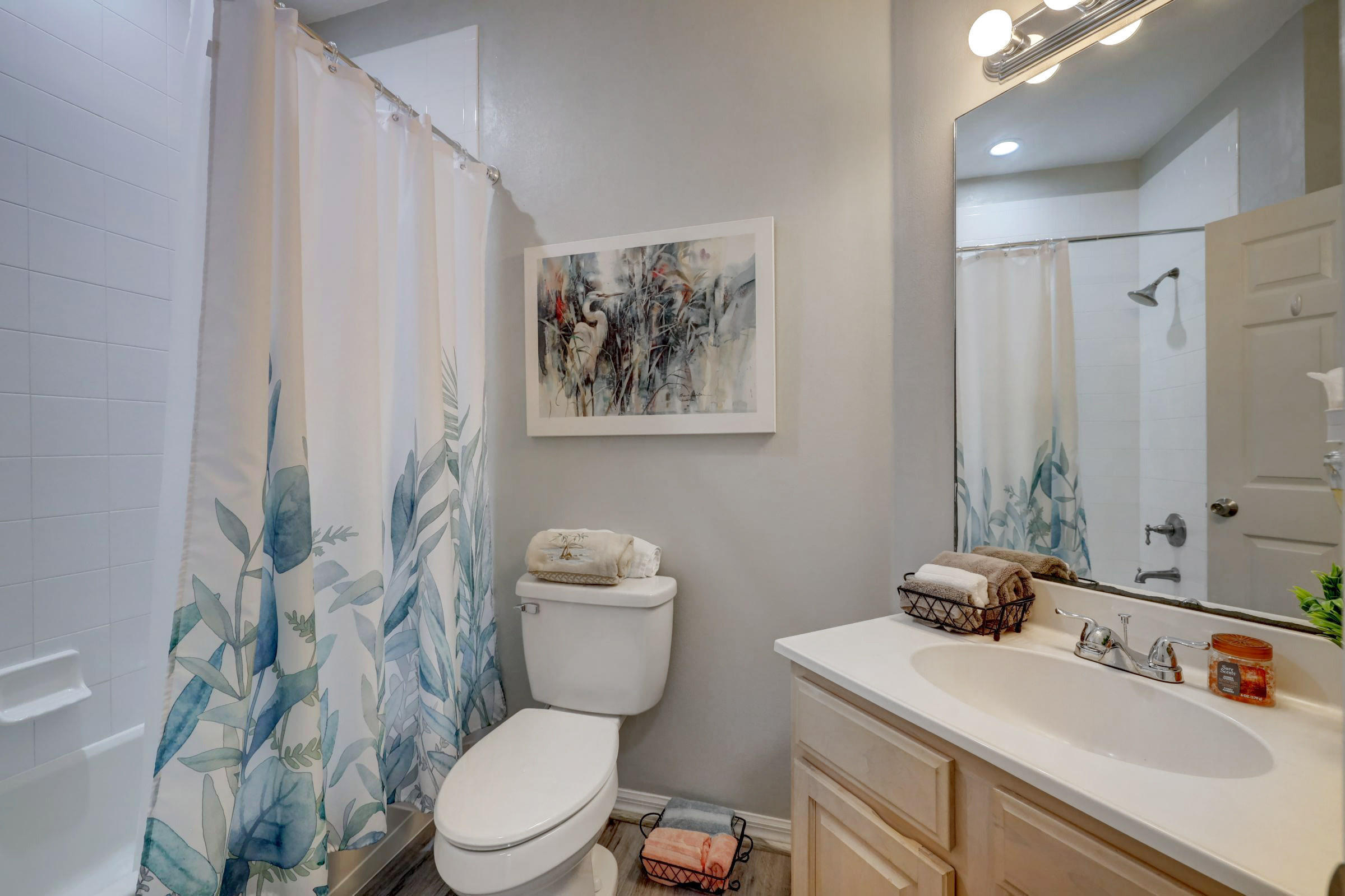 GOLF VILLAS II CONDOMINIUM - Residential Lease
