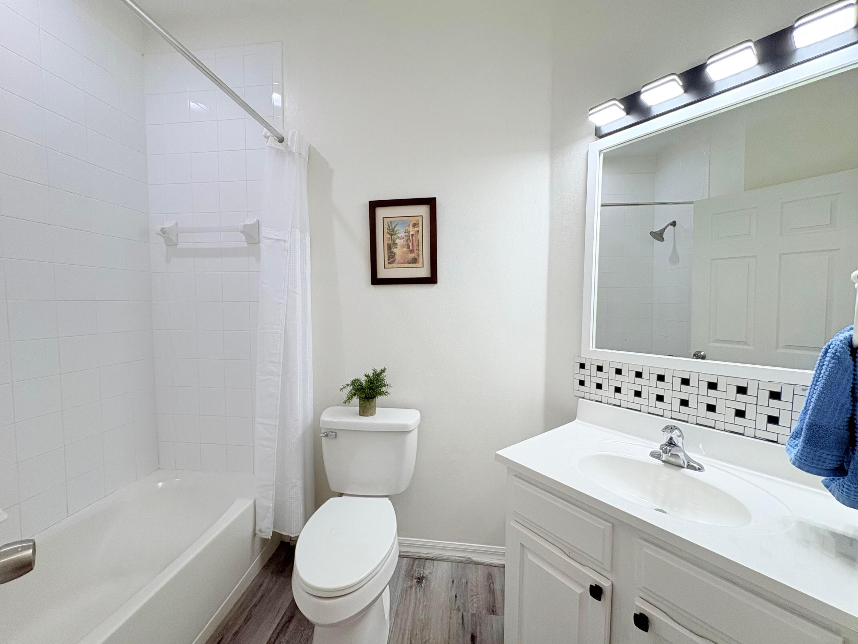 GOLF VILLAS II CONDOMINIUM - Residential Lease