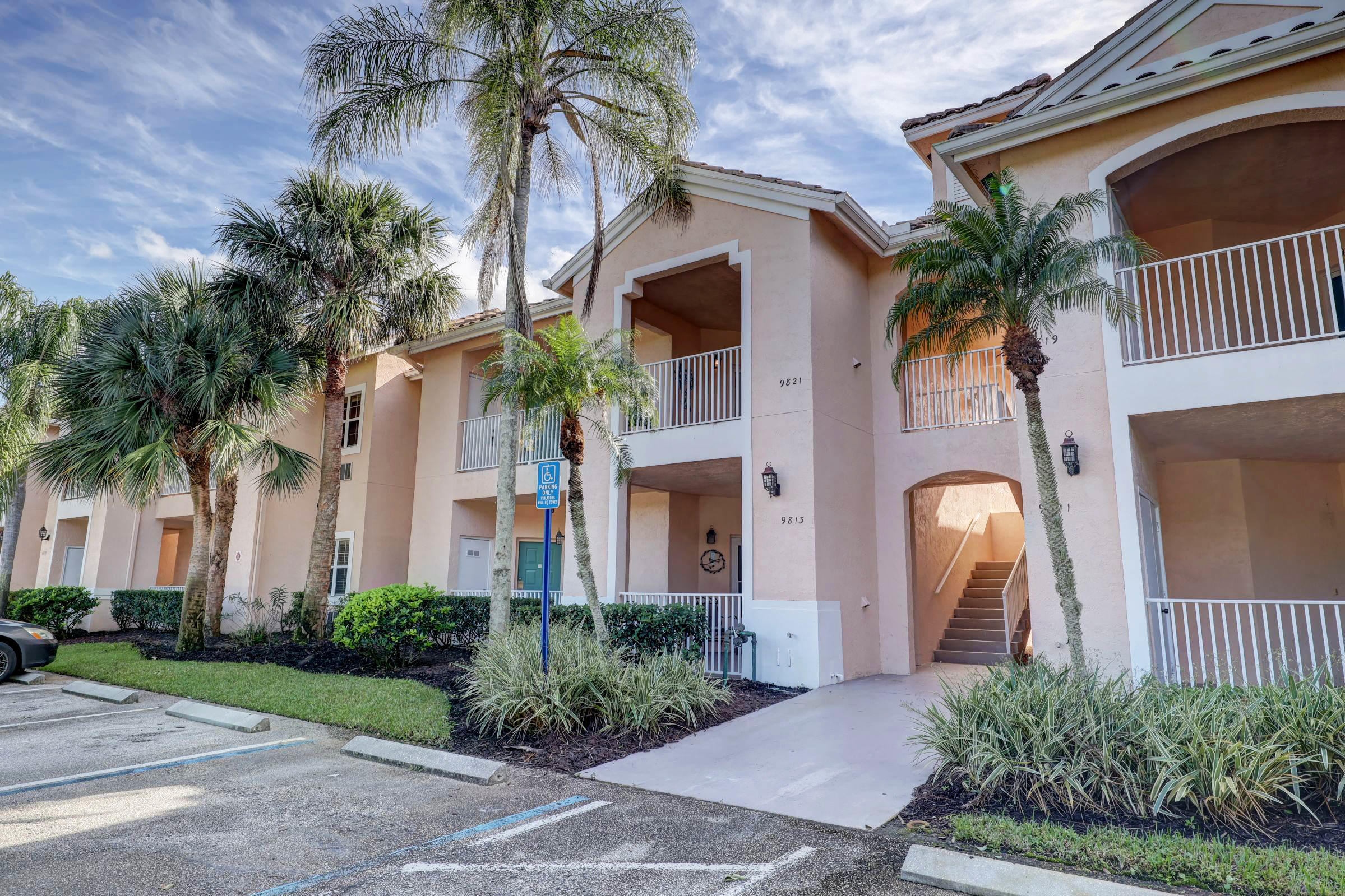 GOLF VILLAS II CONDOMINIUM - Residential Lease