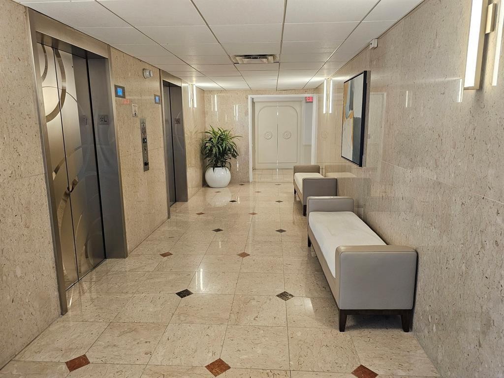THE GALLEON CONDO - Residential