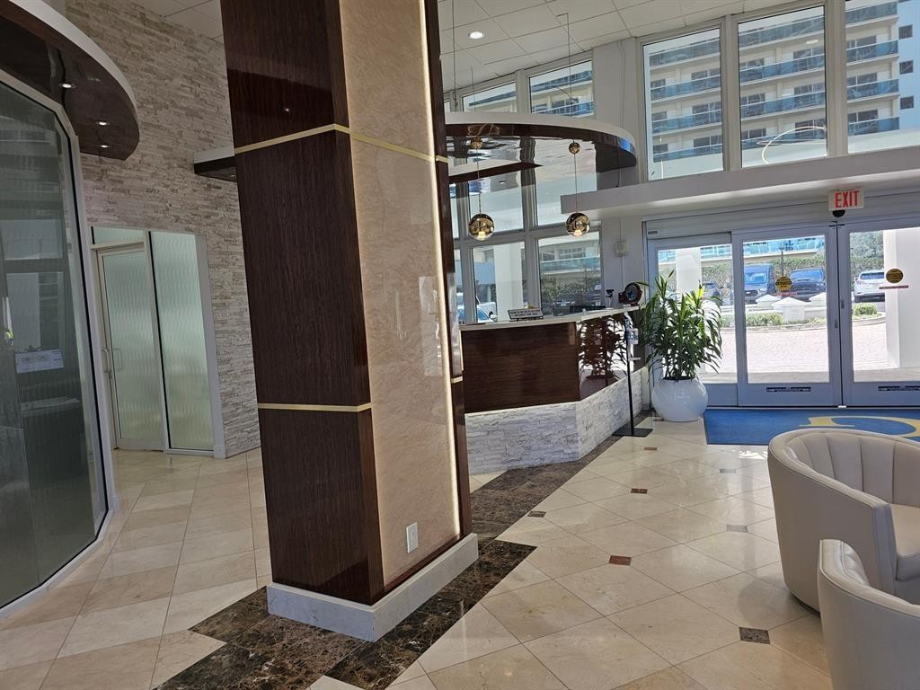 THE GALLEON CONDO - Residential