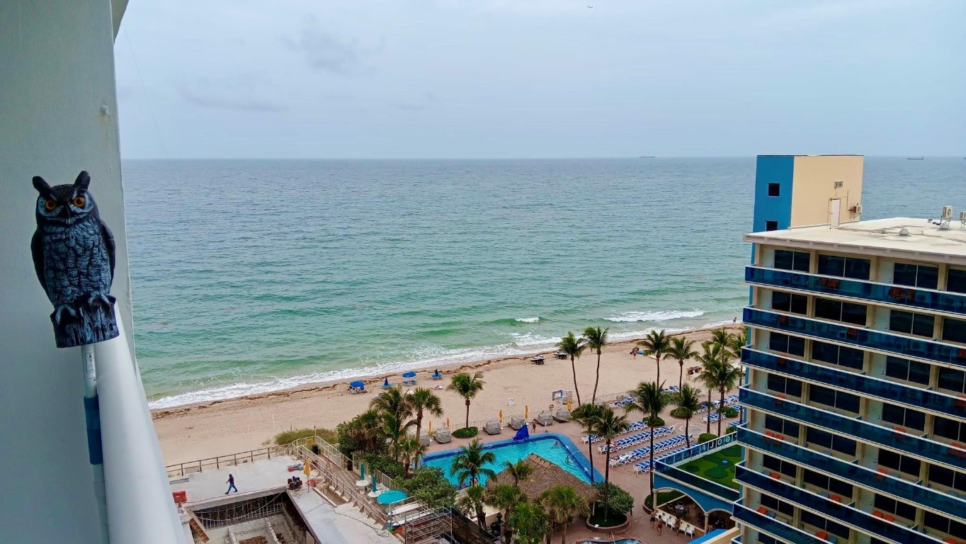 THE GALLEON CONDO - Residential