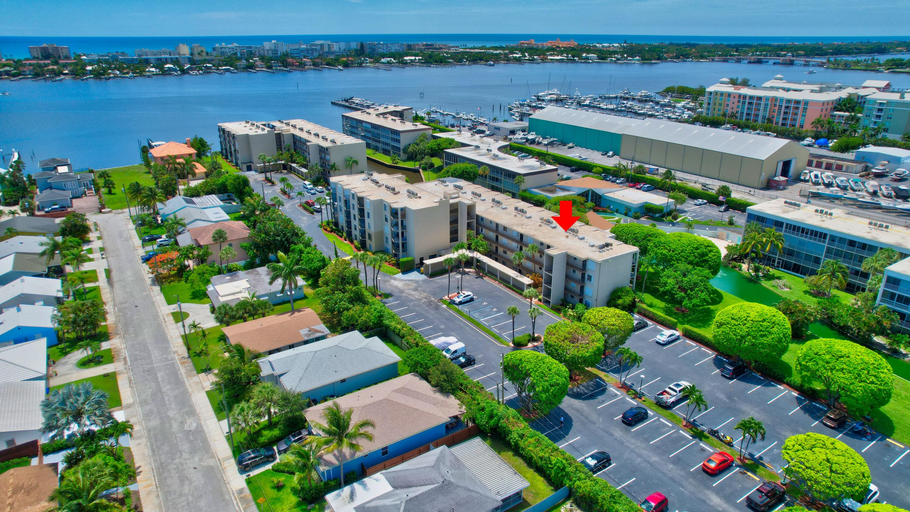 HIDDEN HARBOUR OF THE PALM BEACHES CONDO - Residential