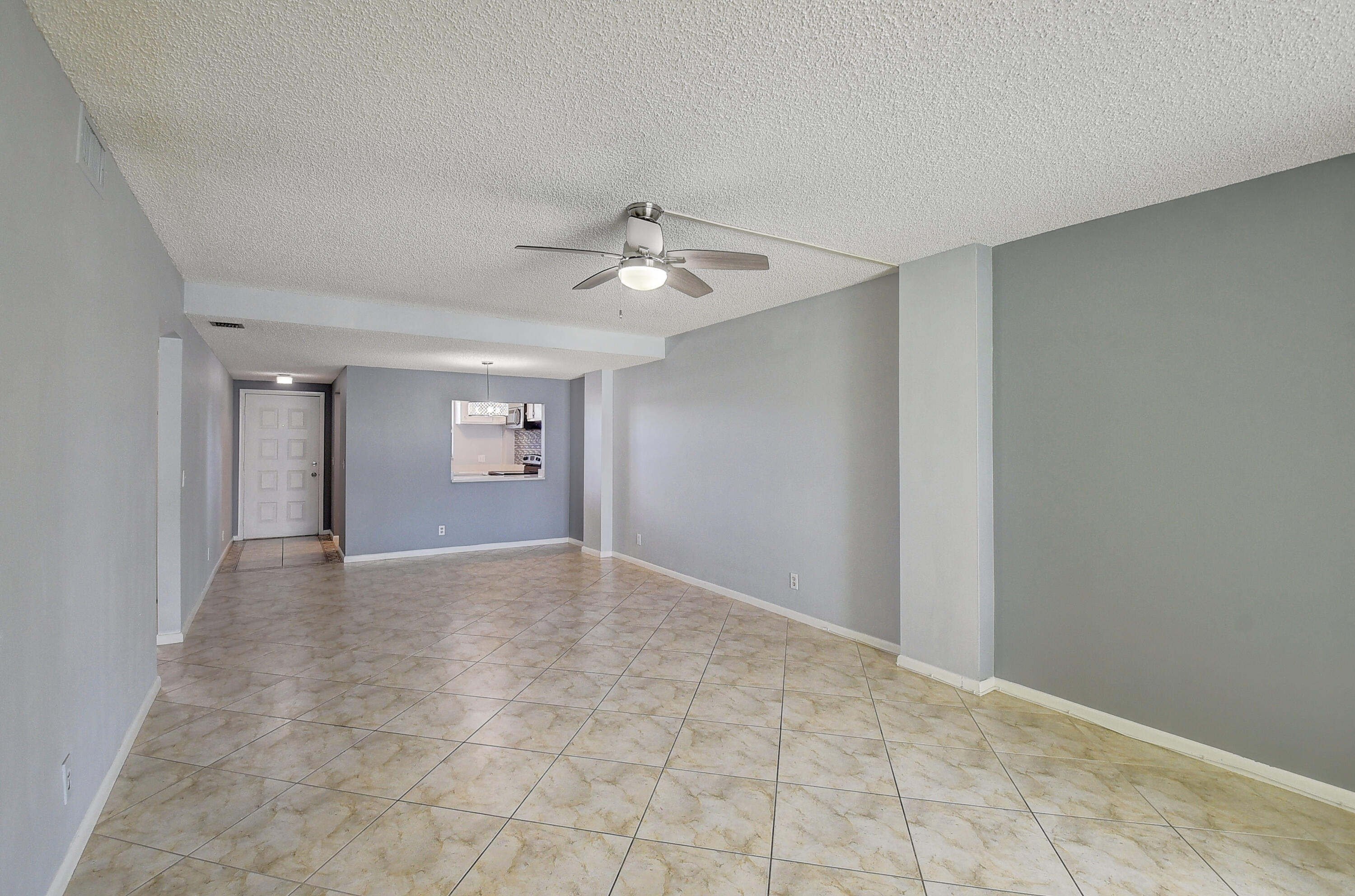 HIDDEN HARBOUR OF THE PALM BEACHES CONDO - Residential