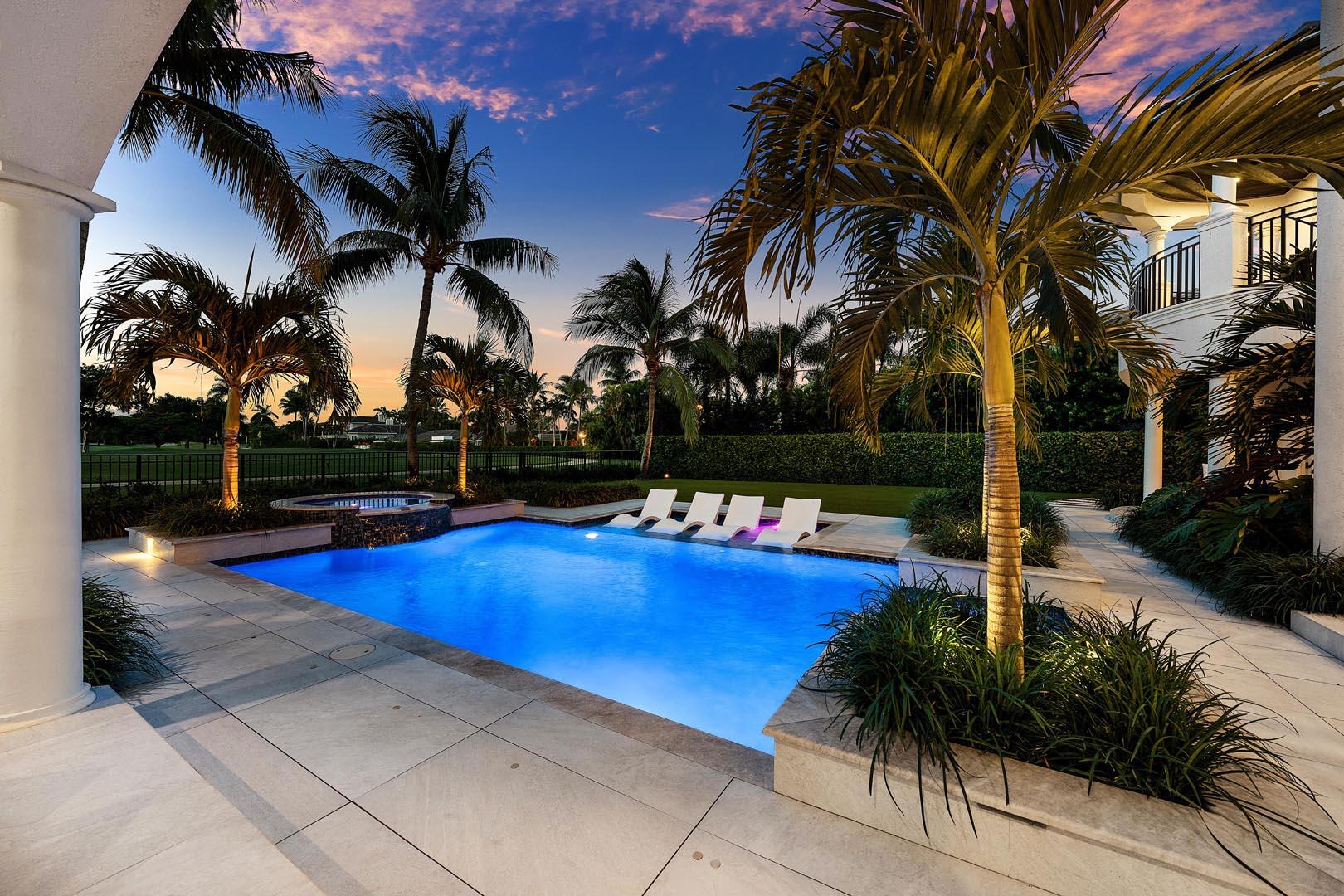 ROYAL PALM YACHT & COUNTRY CLUB - Residential