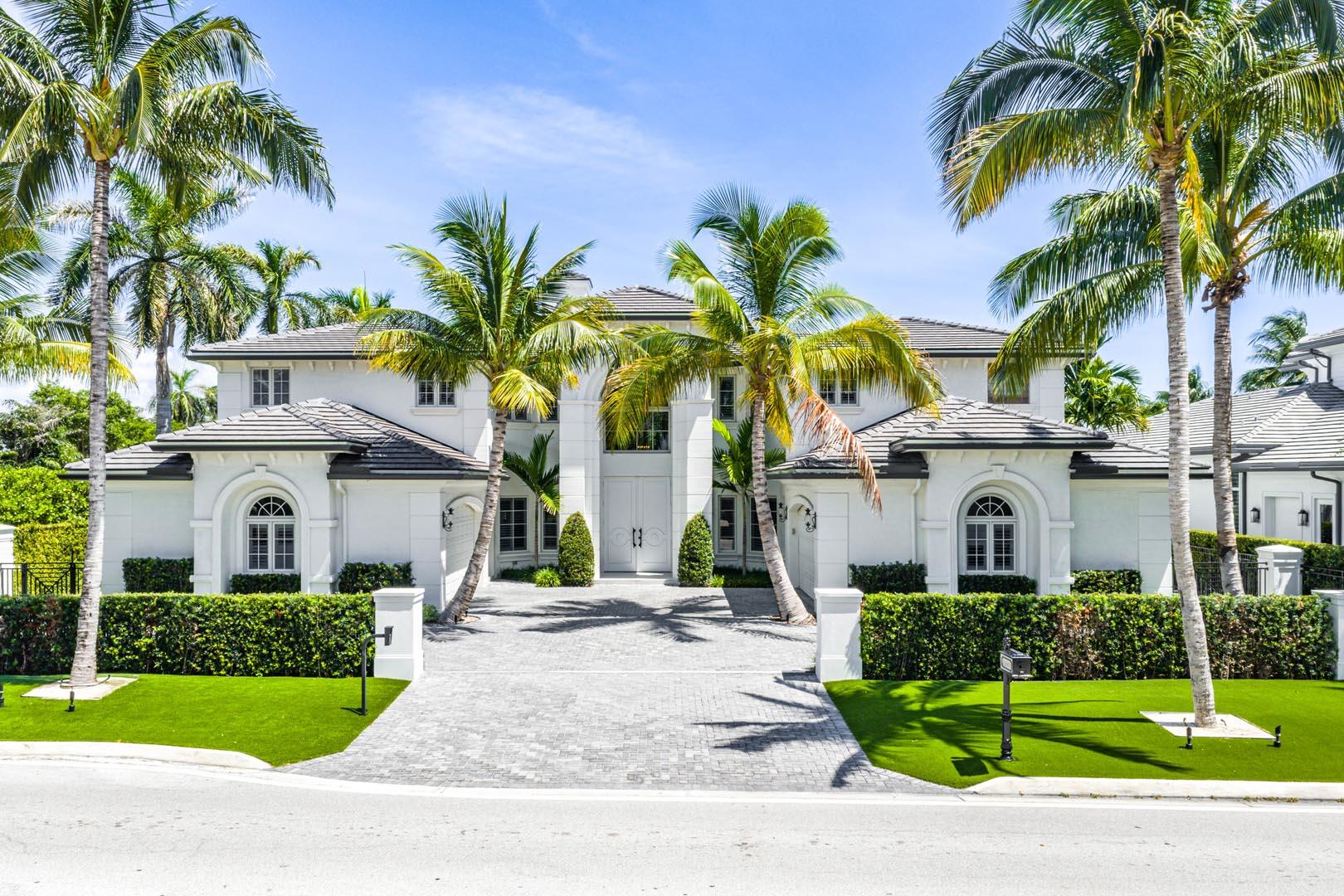ROYAL PALM YACHT & COUNTRY CLUB - Residential