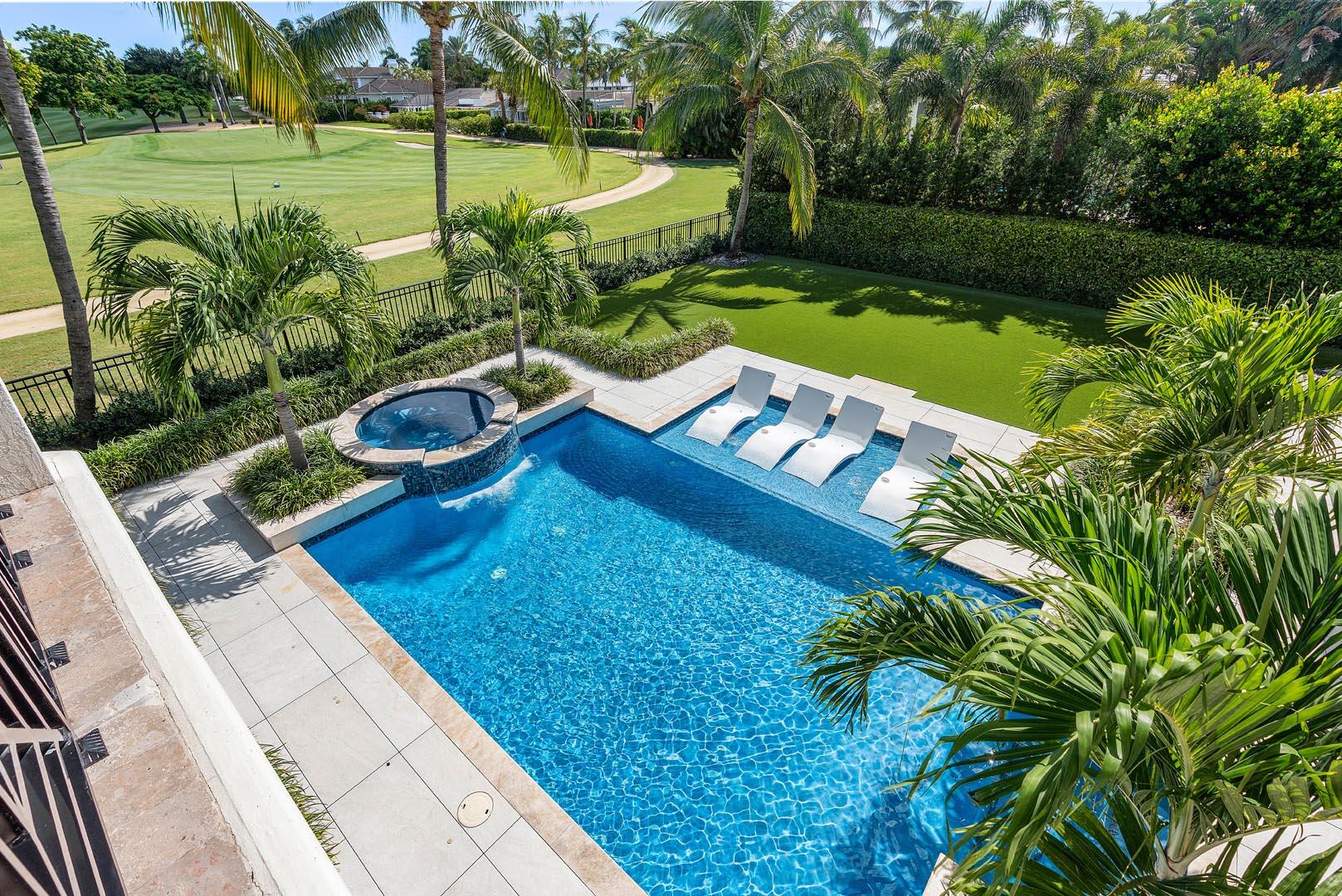 ROYAL PALM YACHT & COUNTRY CLUB - Residential